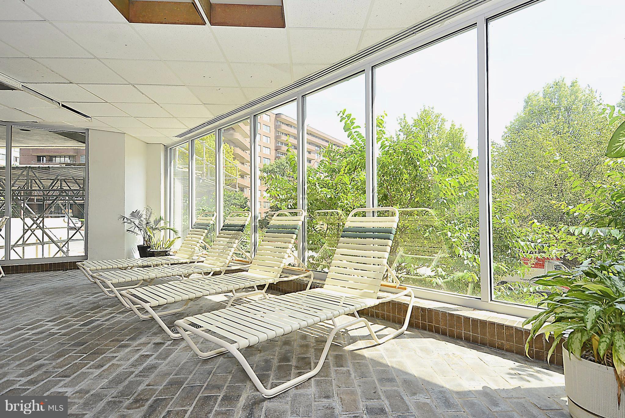 THE ELIZABETH - Residential Lease