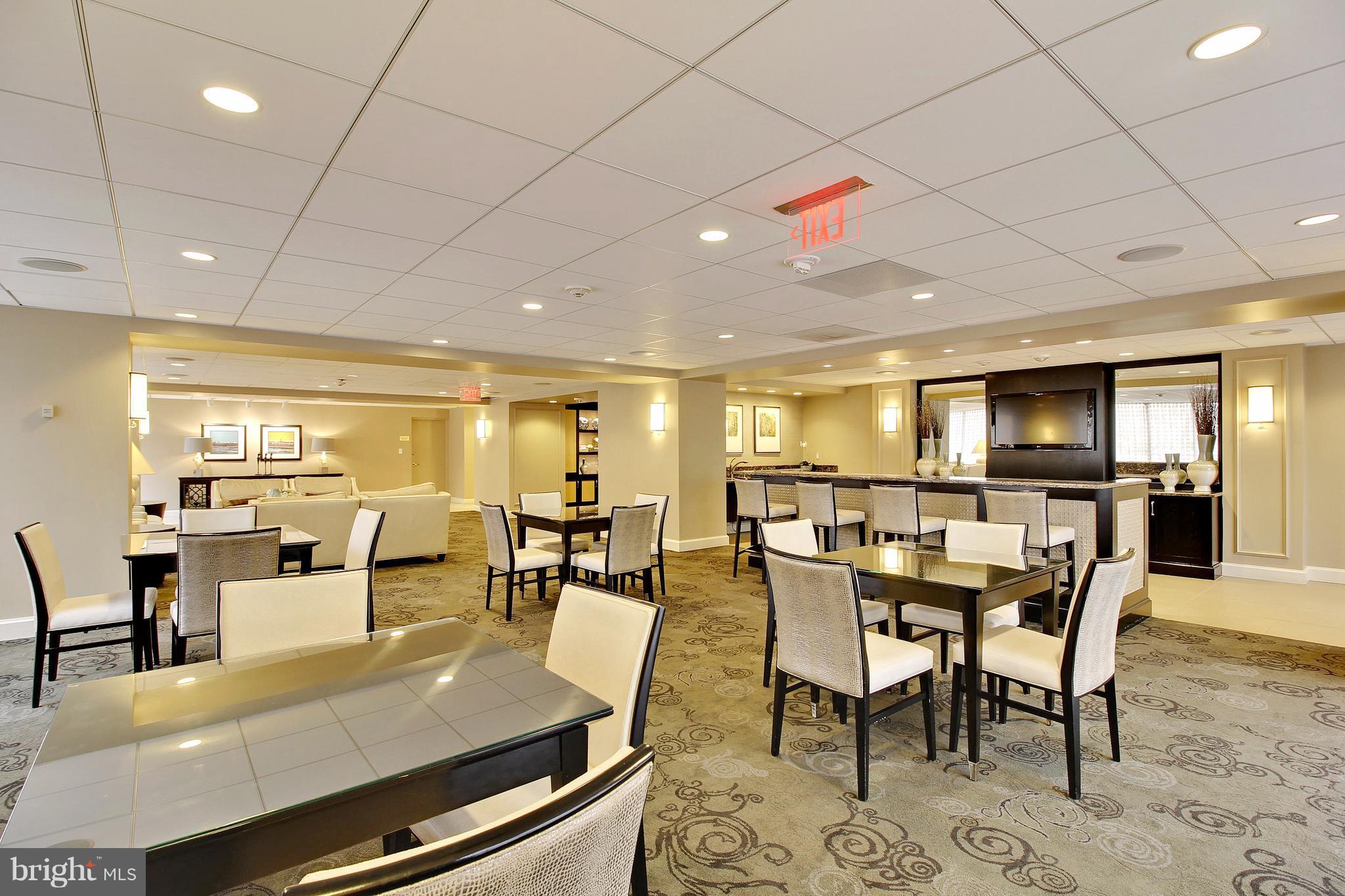 THE ELIZABETH - Residential Lease