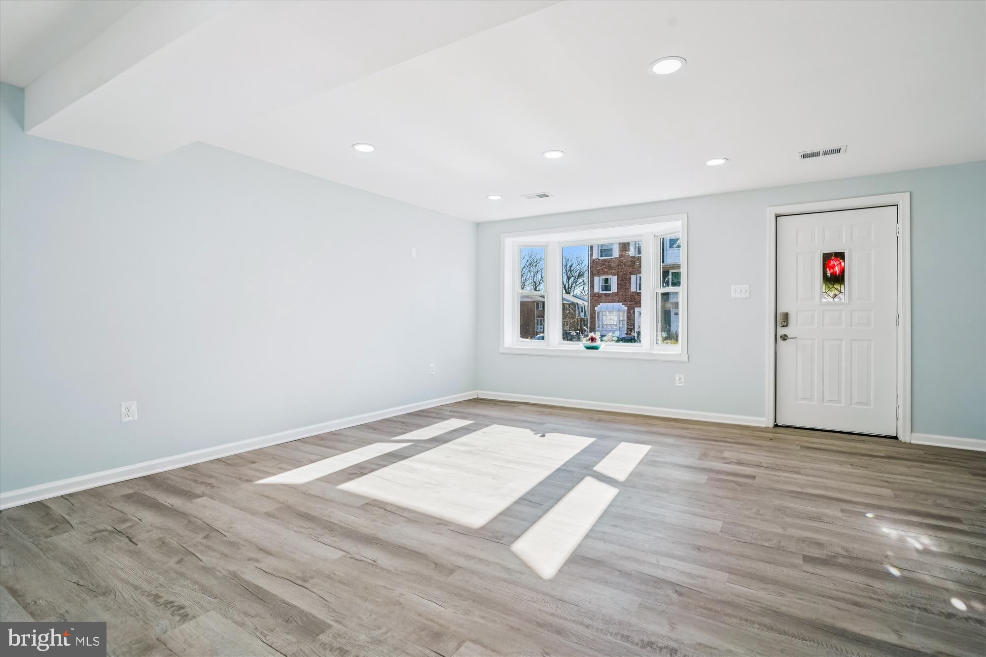 3258 BIRCHDALE SQUARE