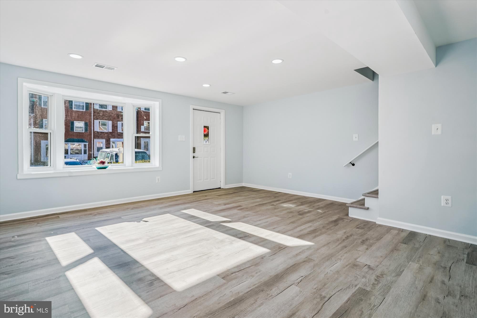 3258 BIRCHDALE SQUARE