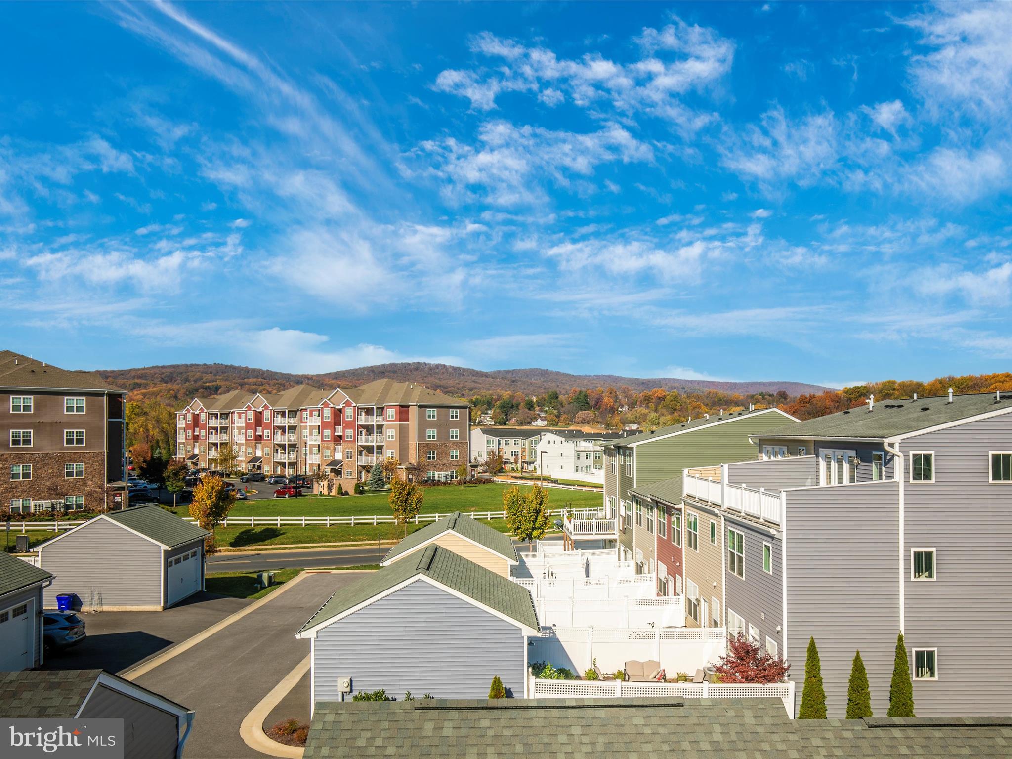 GAMBRILL VIEW - Residential