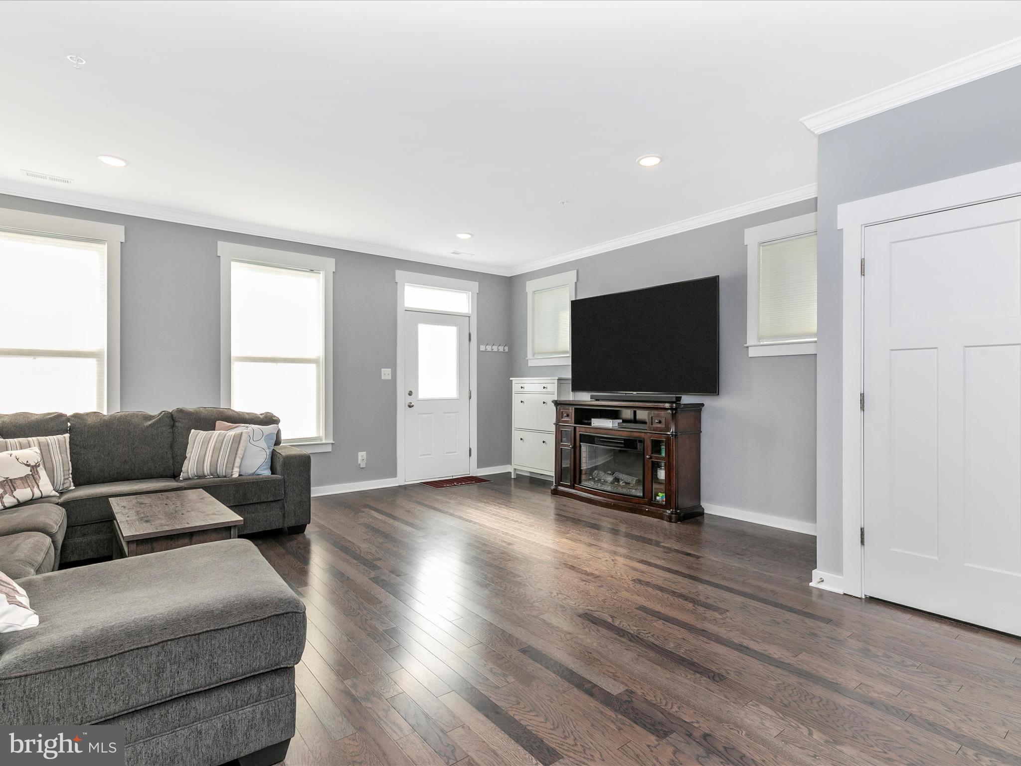 GAMBRILL VIEW - Residential