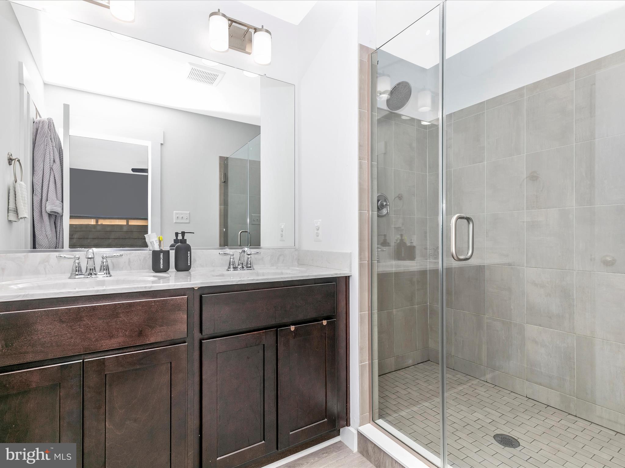 GAMBRILL VIEW - Residential