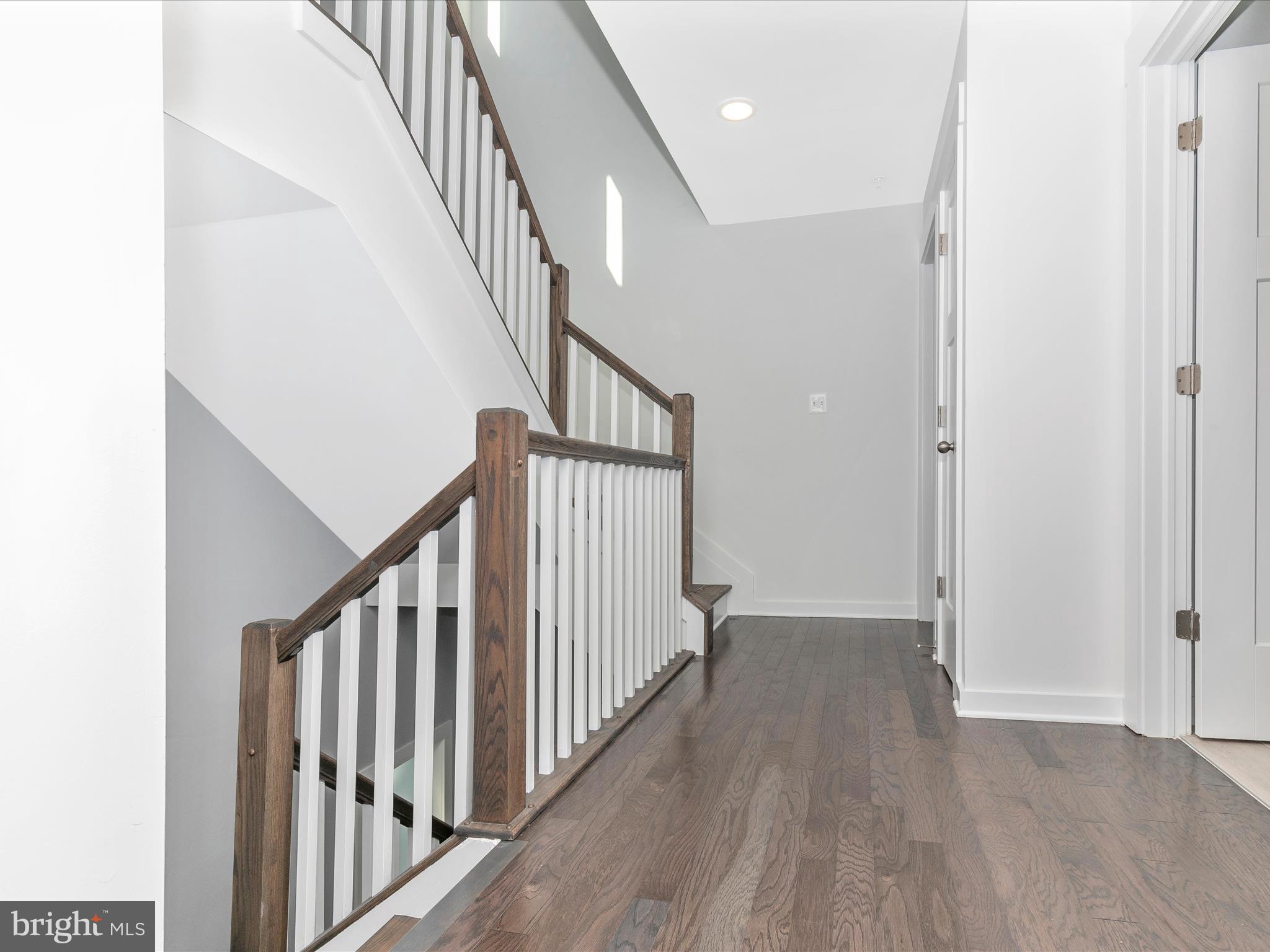 GAMBRILL VIEW - Residential