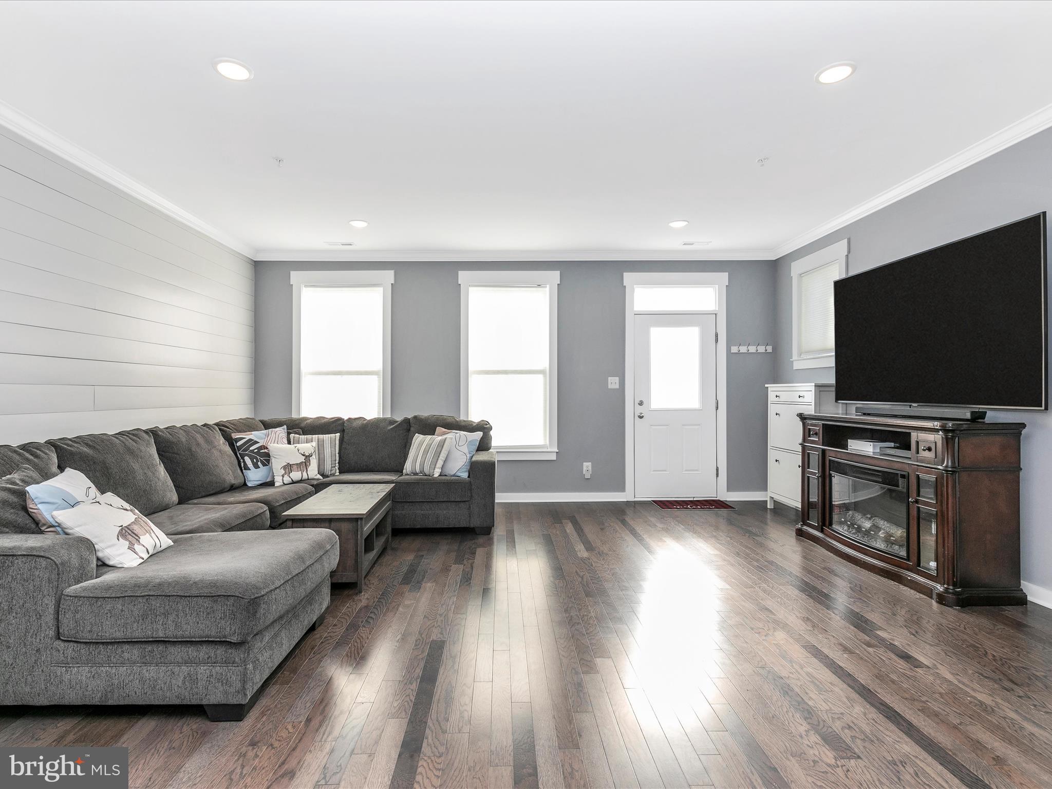 GAMBRILL VIEW - Residential