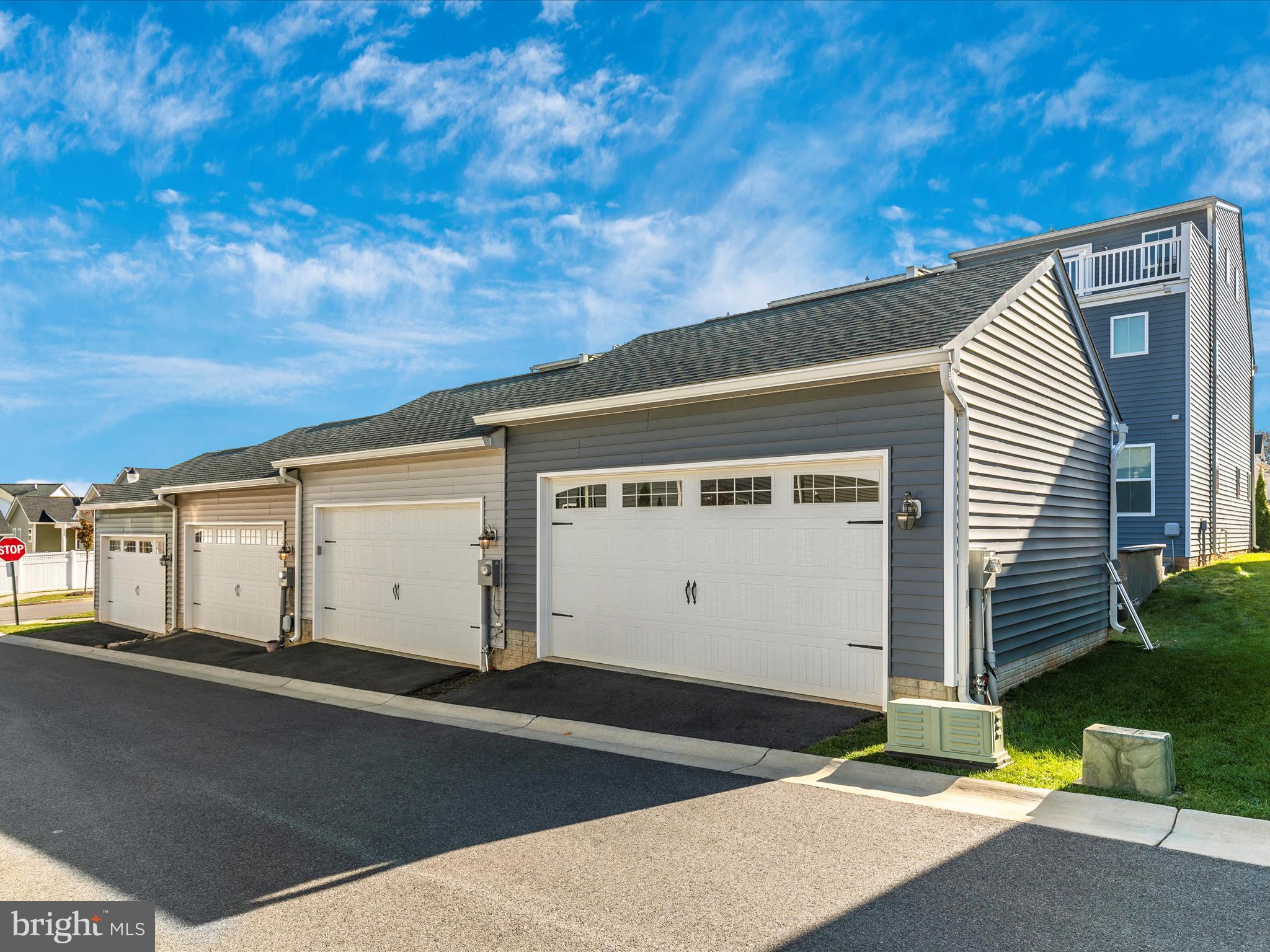 GAMBRILL VIEW - Residential