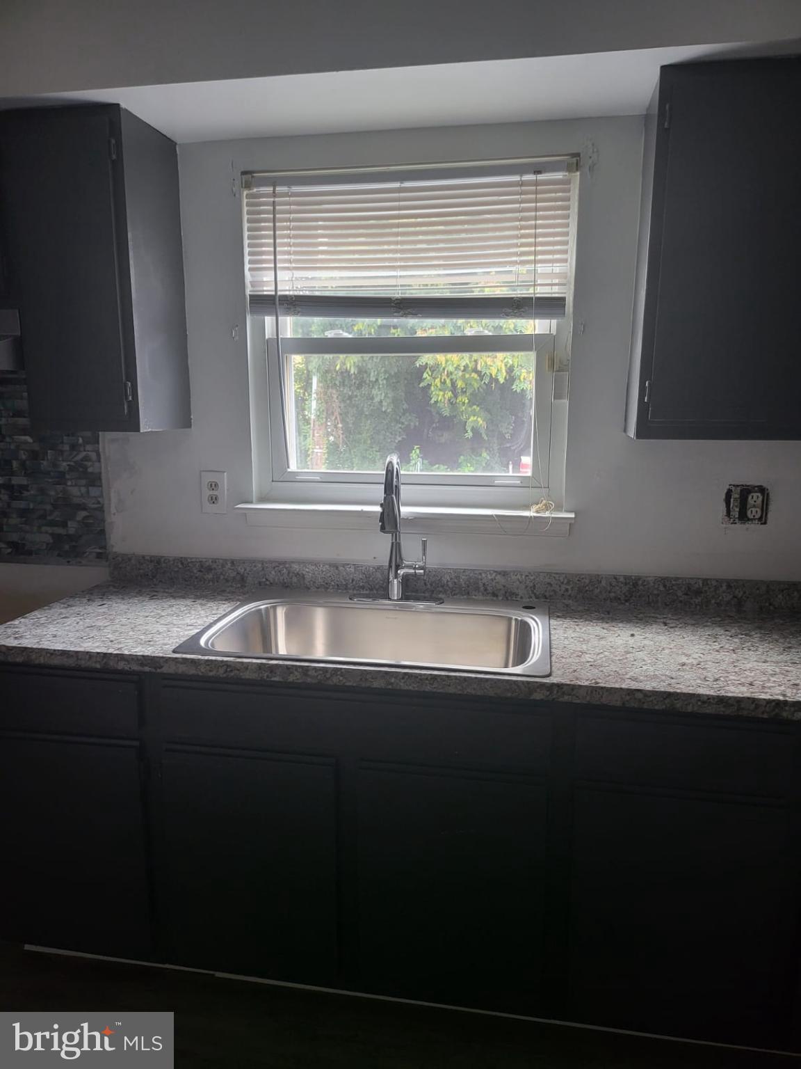 DOWNTOWN - Residential Lease