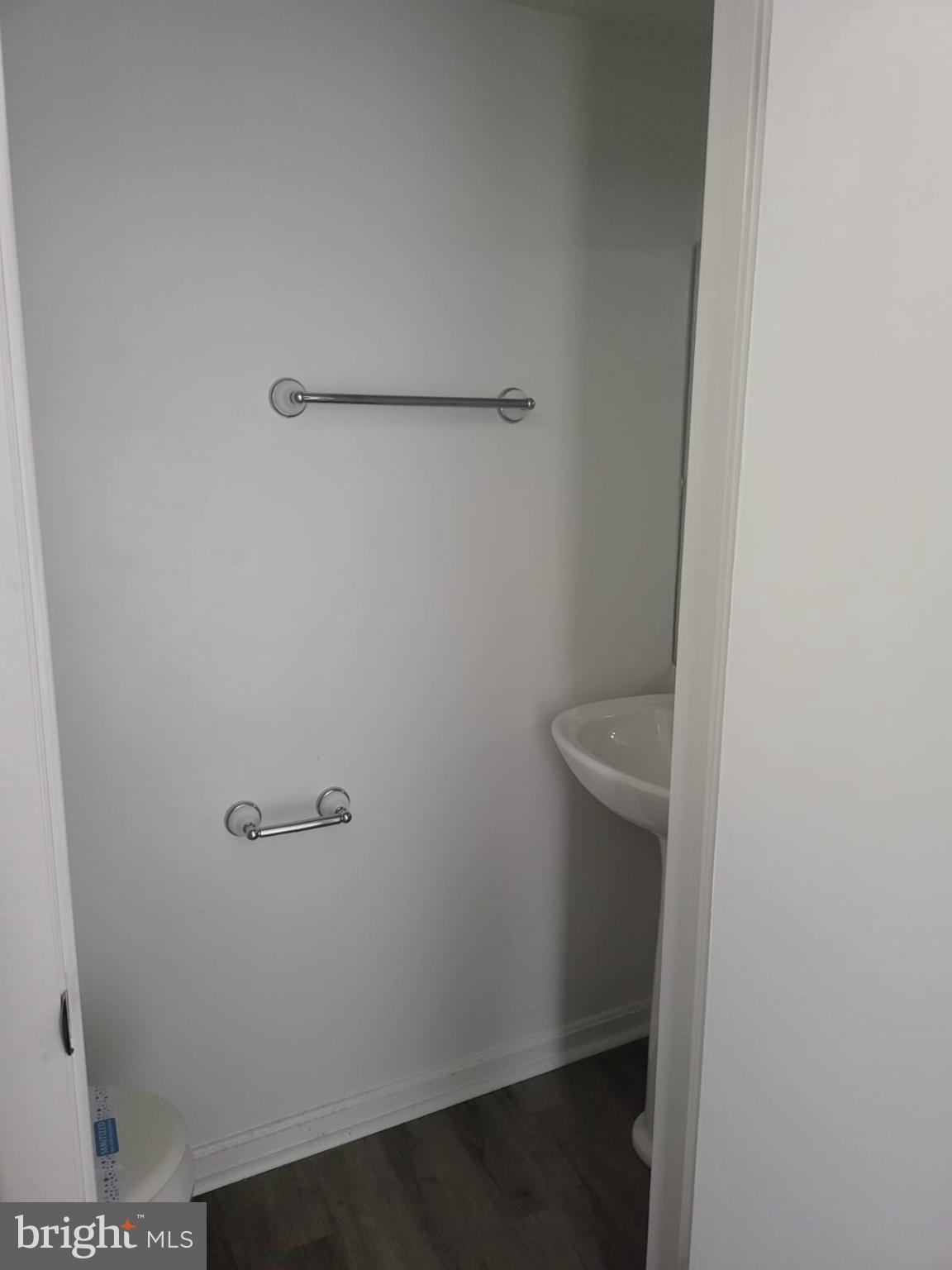 DOWNTOWN - Residential Lease