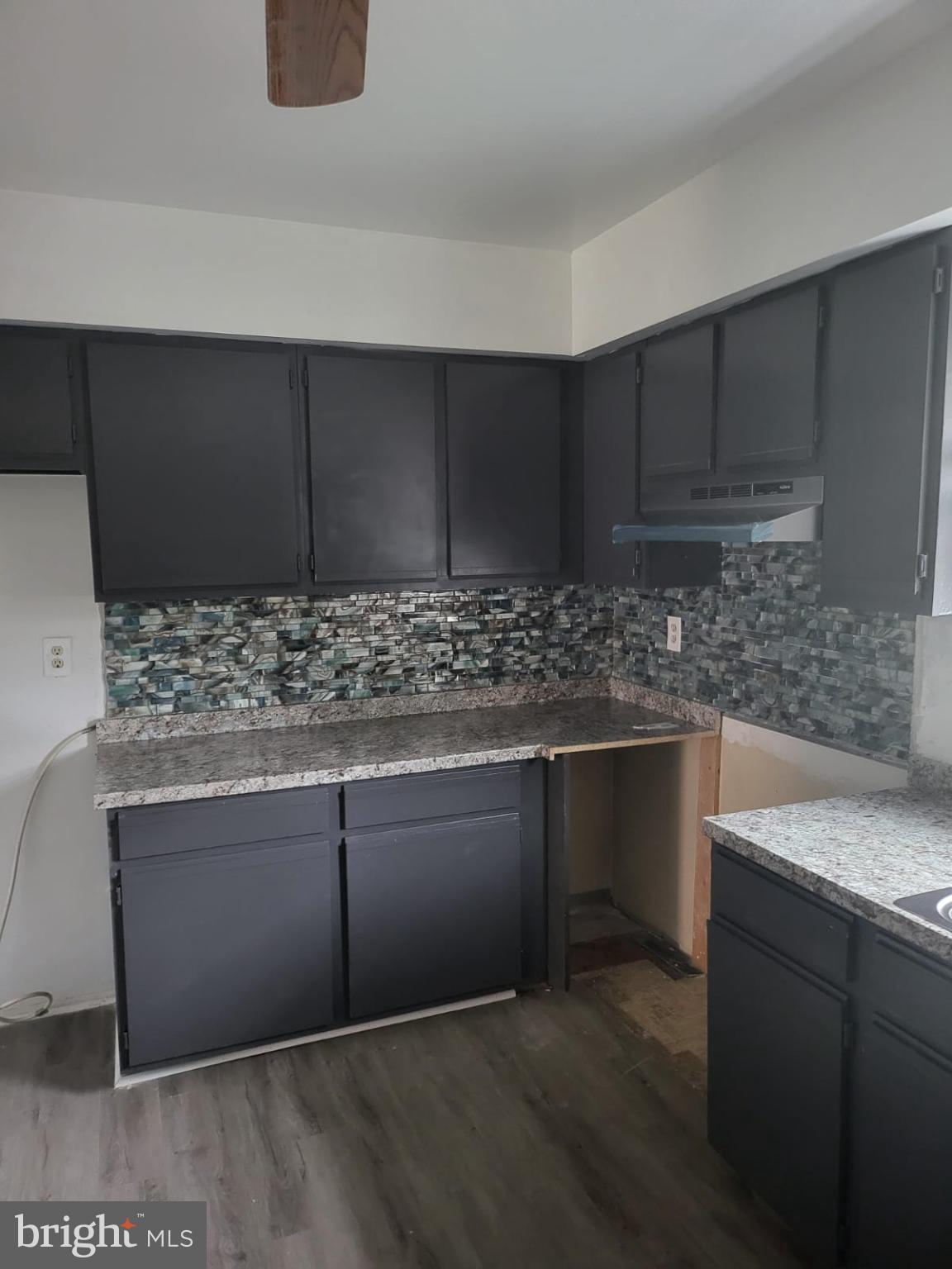 DOWNTOWN - Residential Lease
