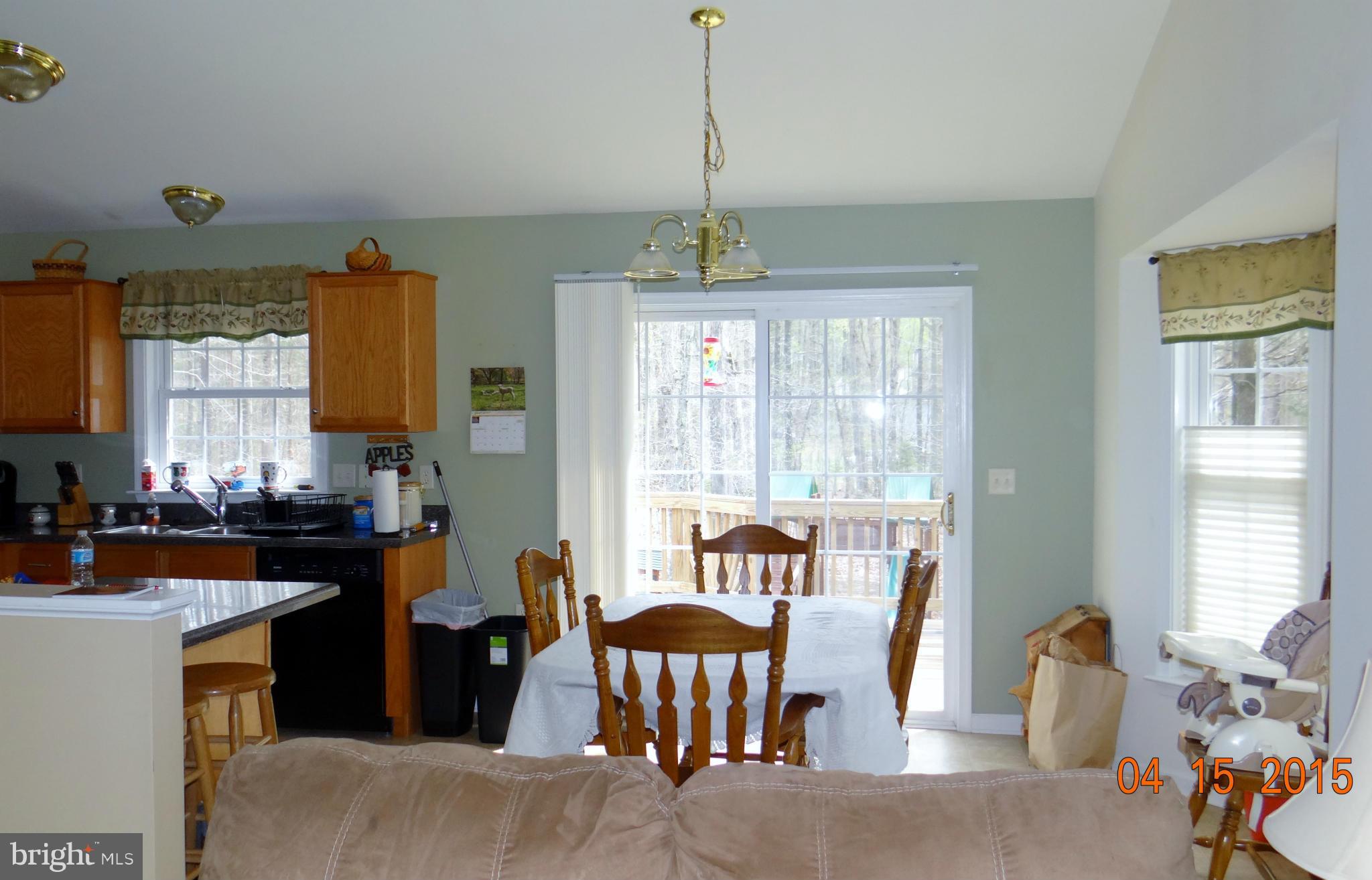 LAKE LAND - Residential Lease