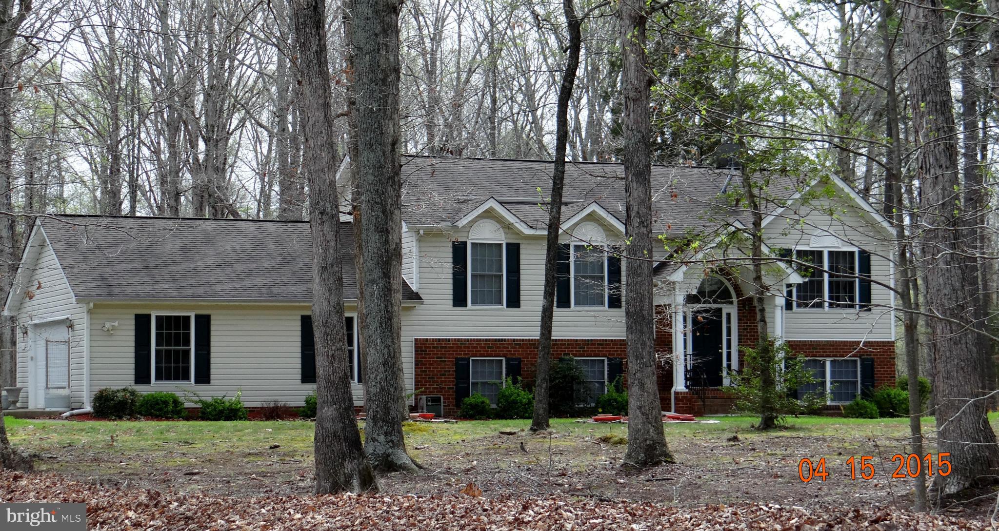 LAKE LAND - Residential Lease