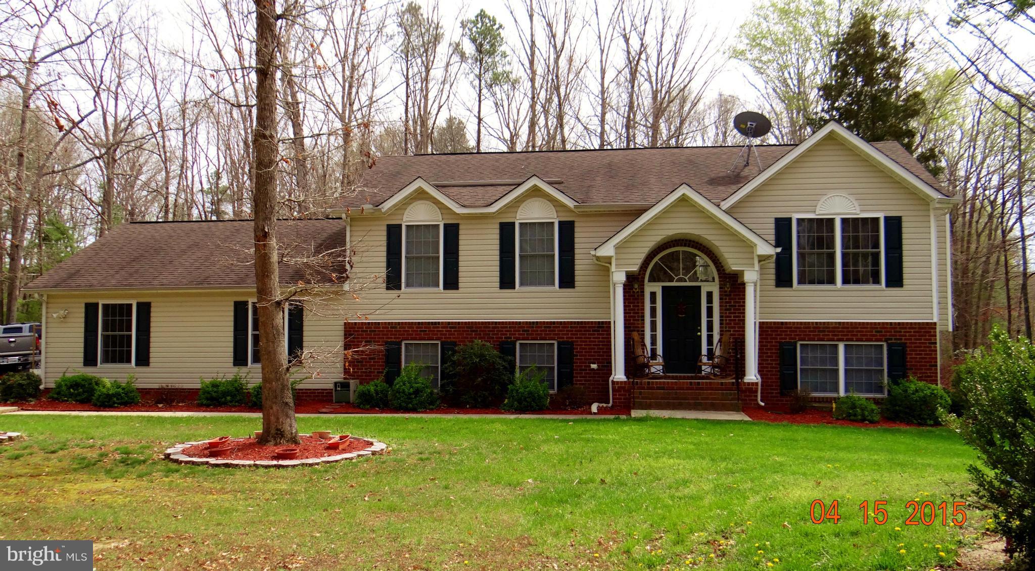 LAKE LAND - Residential Lease