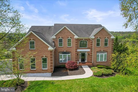 40 FAWN HILL ROAD HANOVER PA 17331