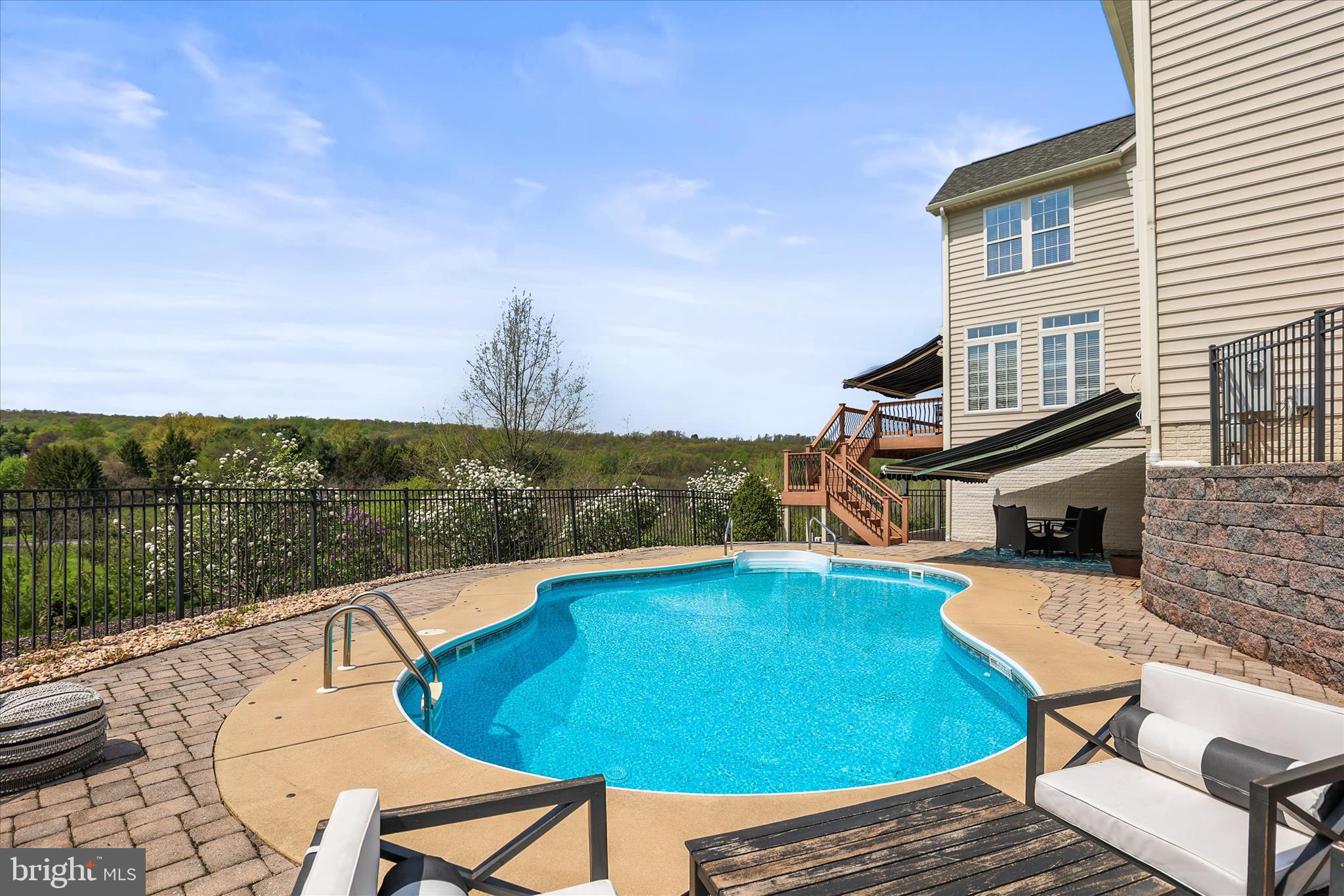 SUMMIT RIDGE - Residential