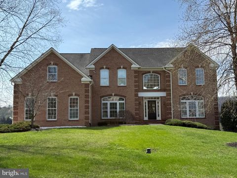 40 FAWN HILL ROAD HANOVER PA 17331