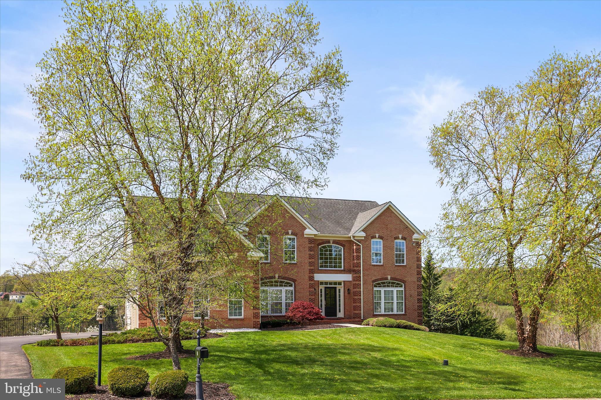 SUMMIT RIDGE - Residential
