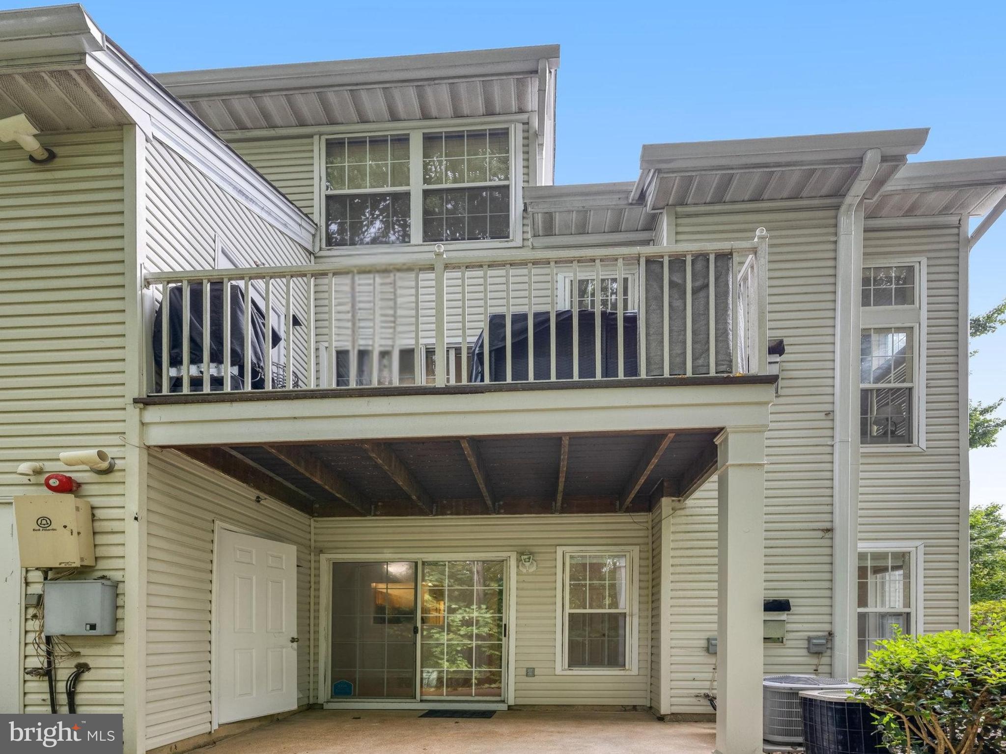 CONDO AT ISLAND CREEK - Residential