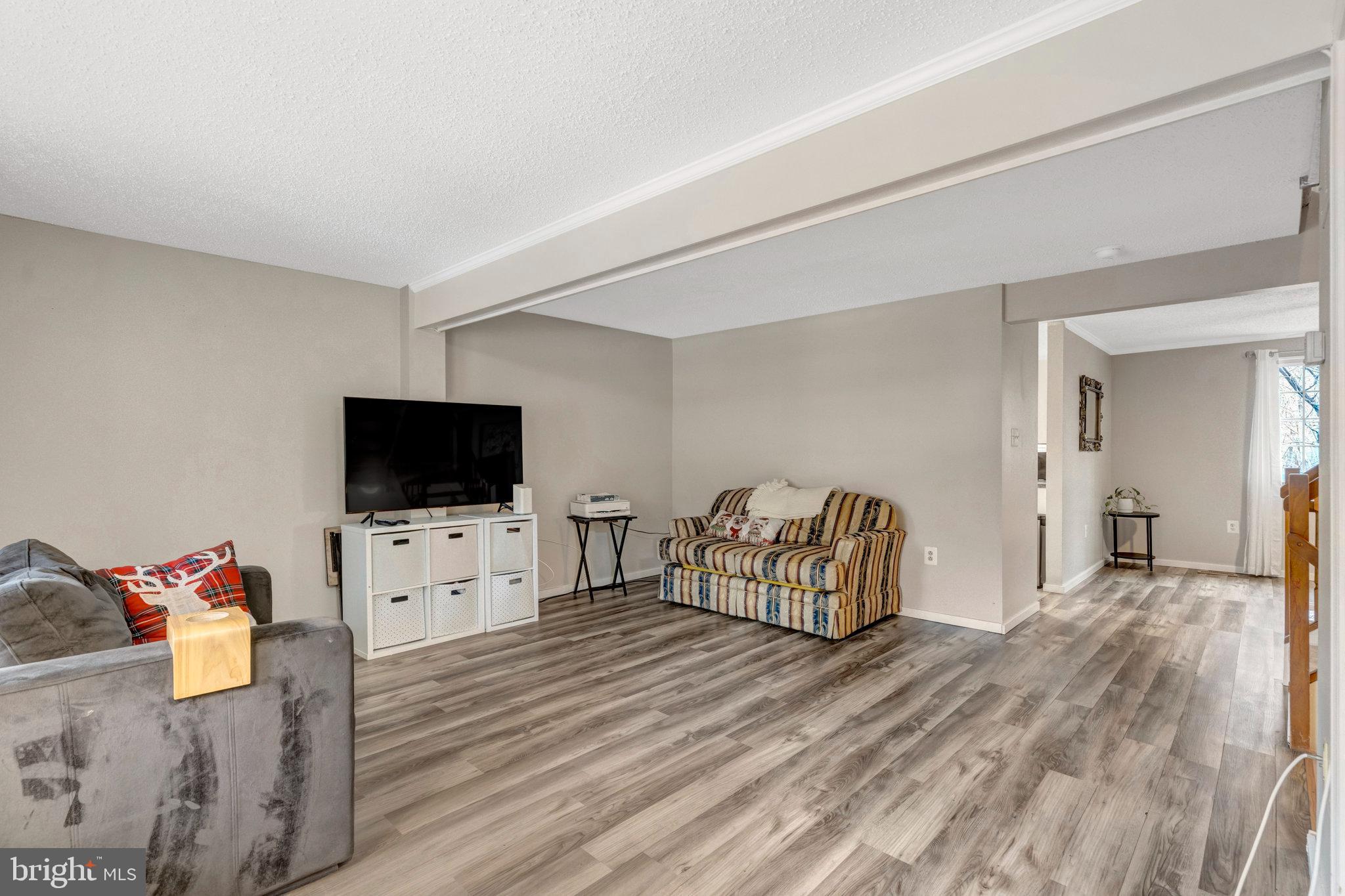 BURKE VILLAGE - Residential