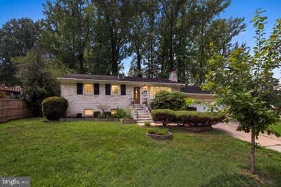 2903 KINGSWAY ROAD FORT WASHINGTON MD 20744