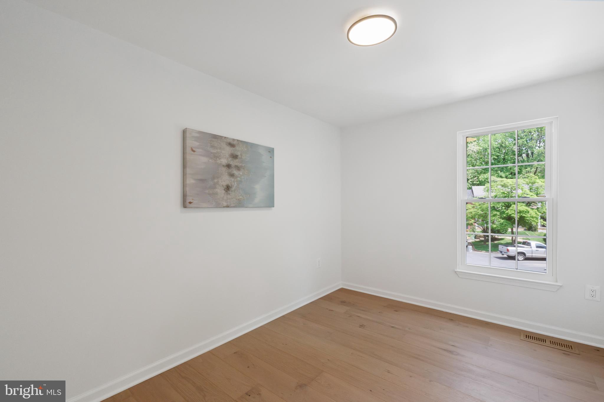 BURKE CENTRE - Residential