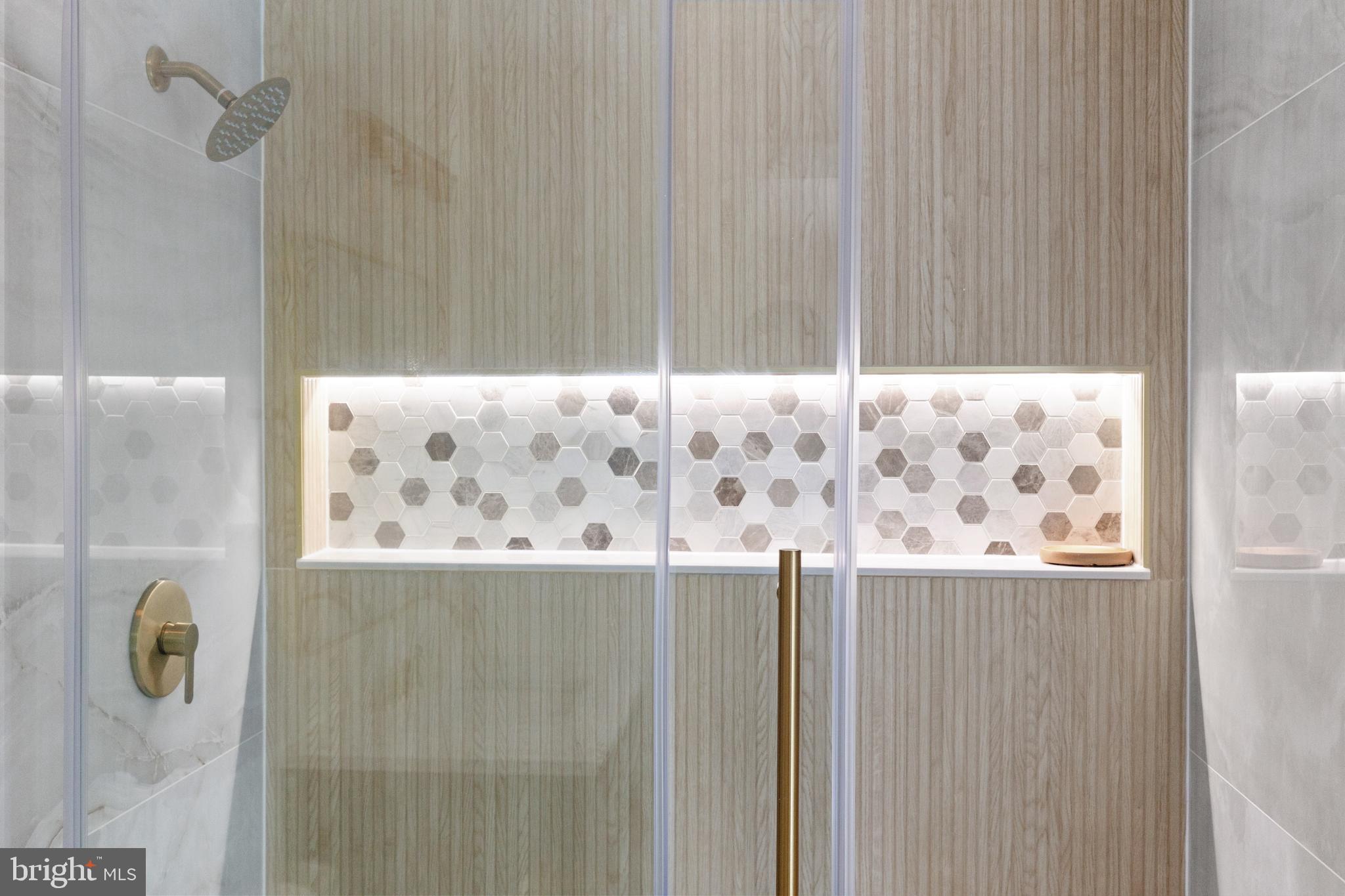 BURKE CENTRE - Residential