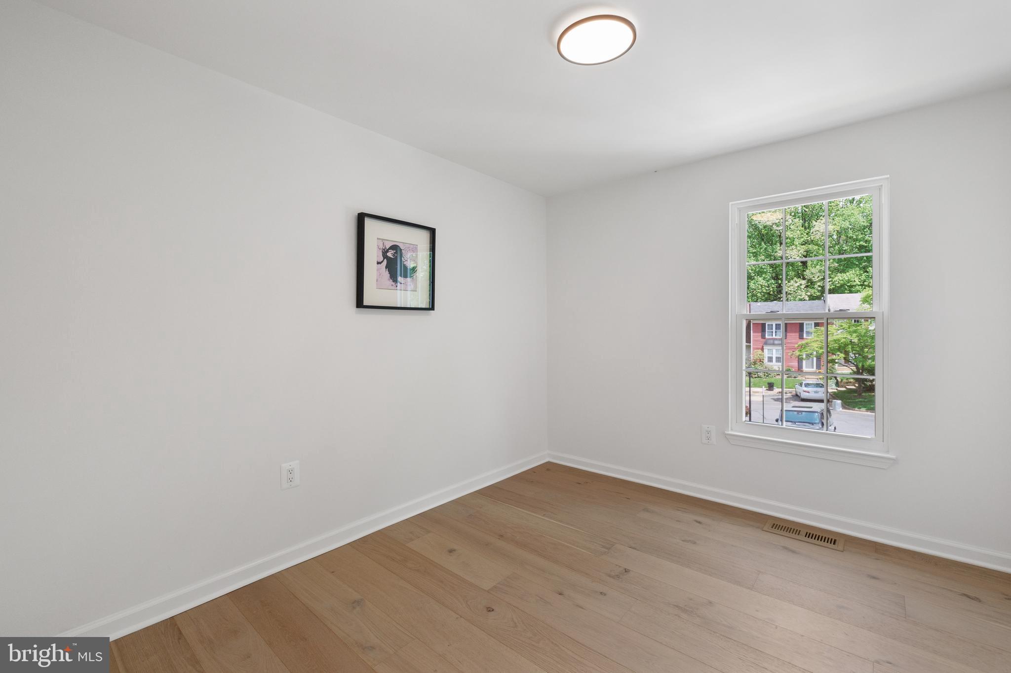 BURKE CENTRE - Residential