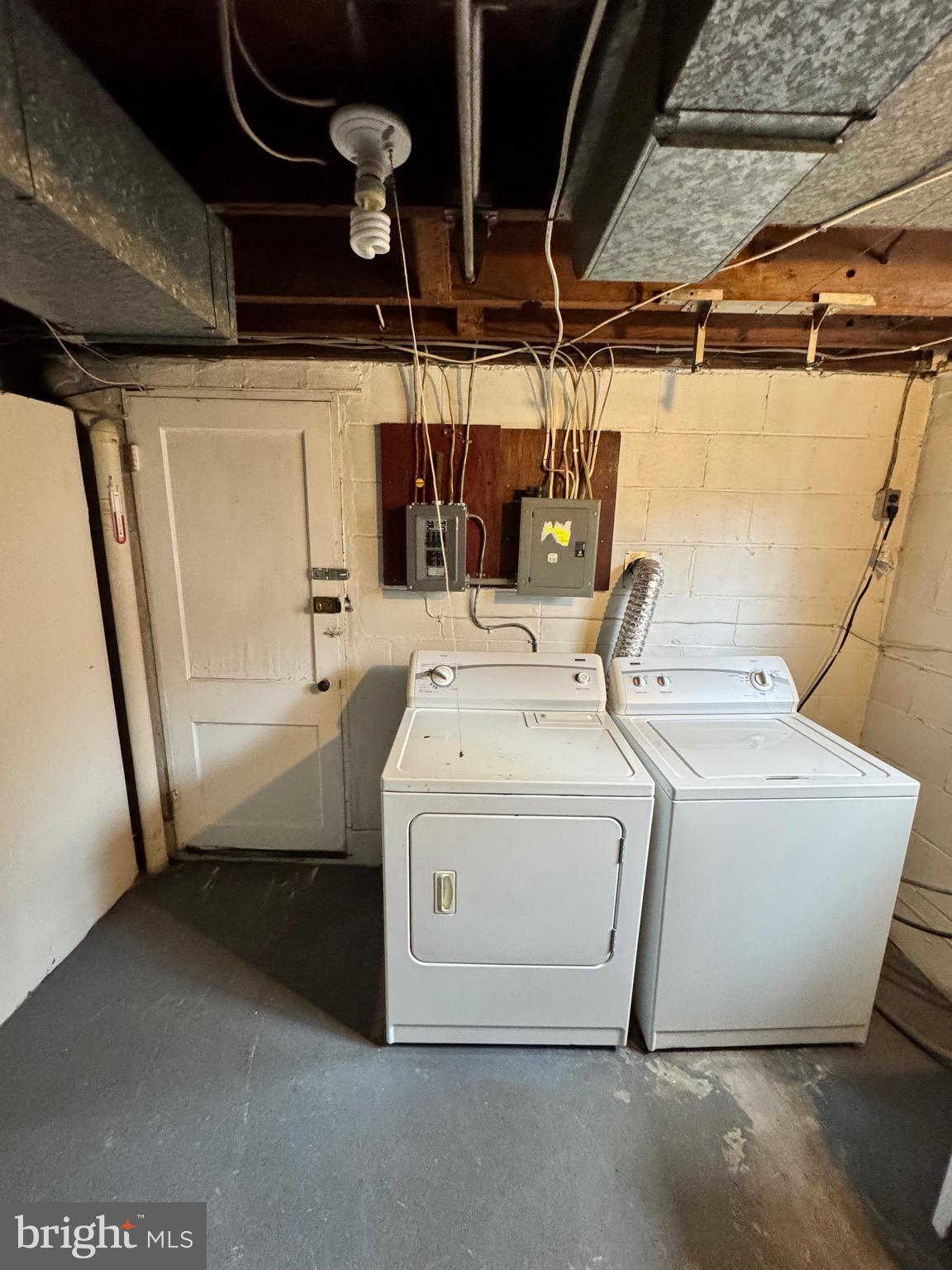 HAMILTON PARK - Residential