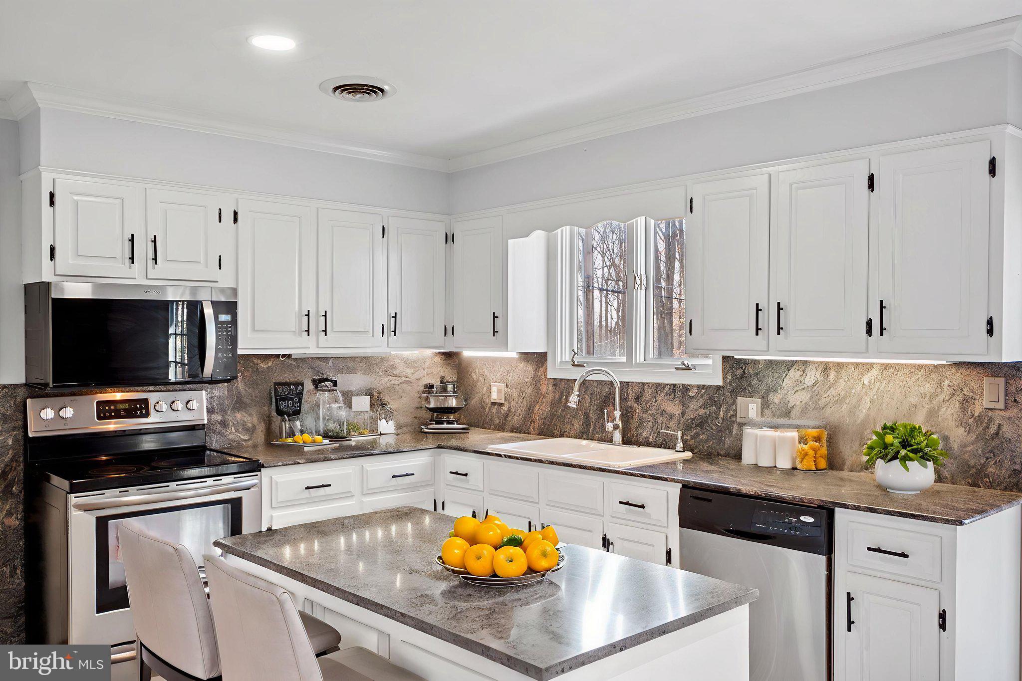 TUSCAWILLA HILLS - Residential