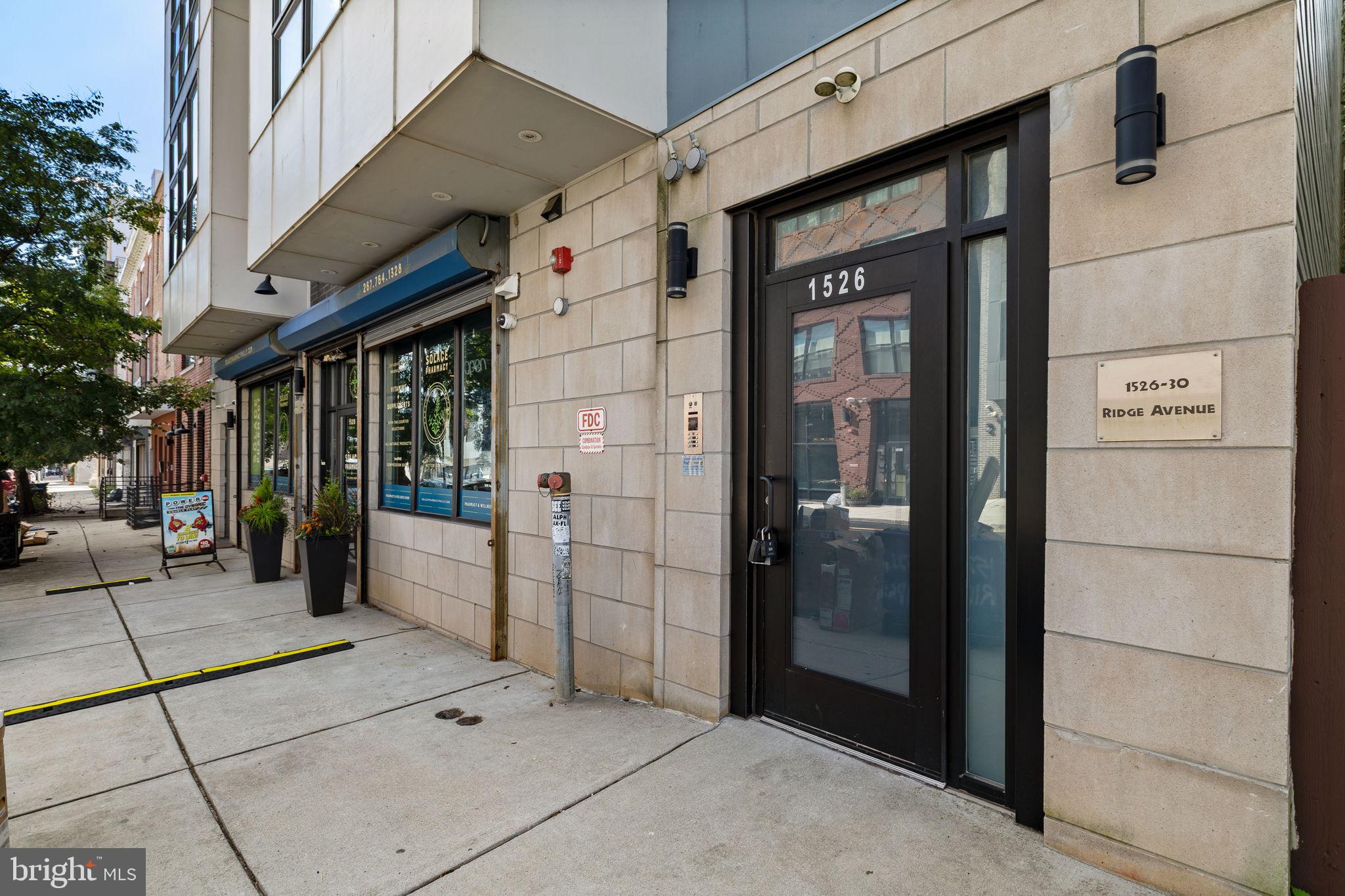 1526 RIDGE AVENUE 00 5