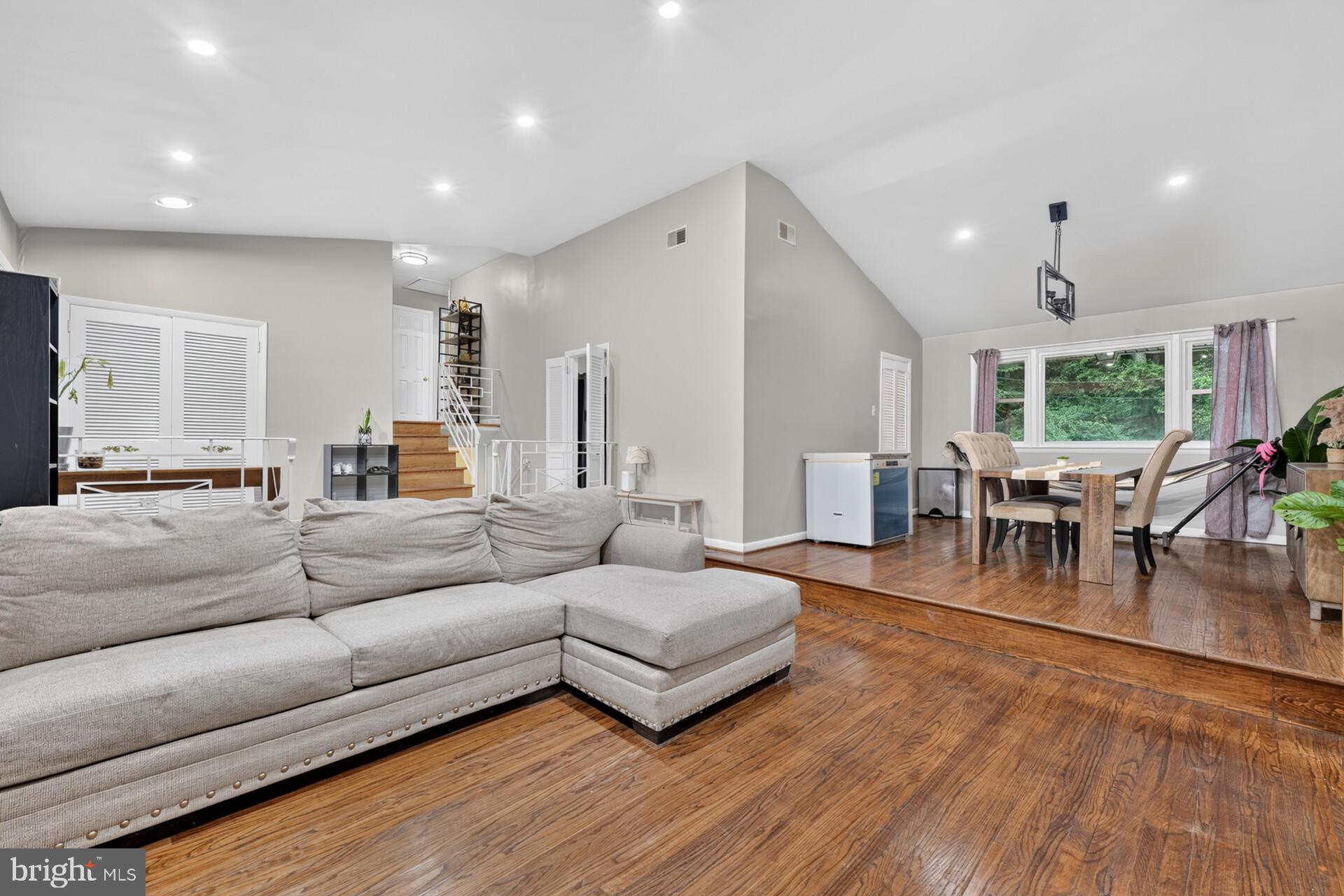 1026 OLD FORD ROAD