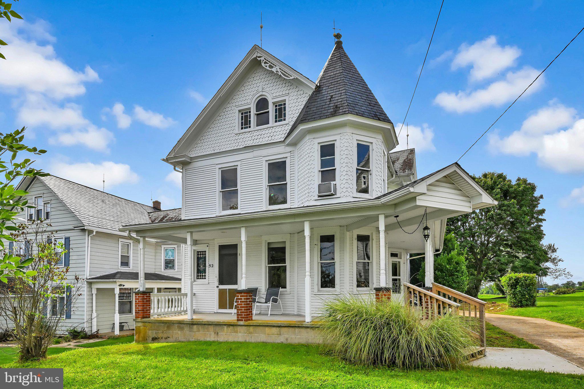 52 E MAIN STREET