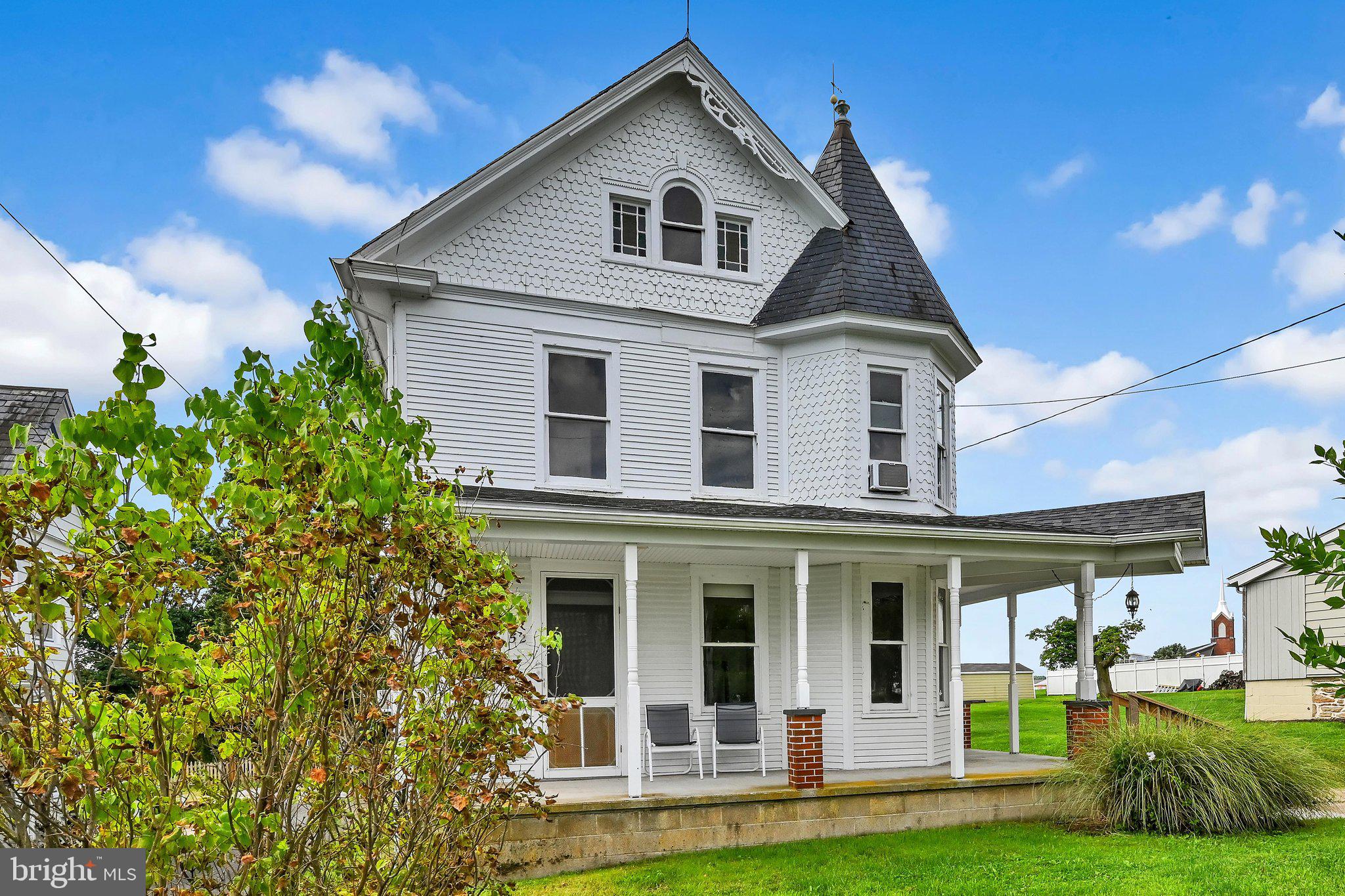 52 E MAIN STREET