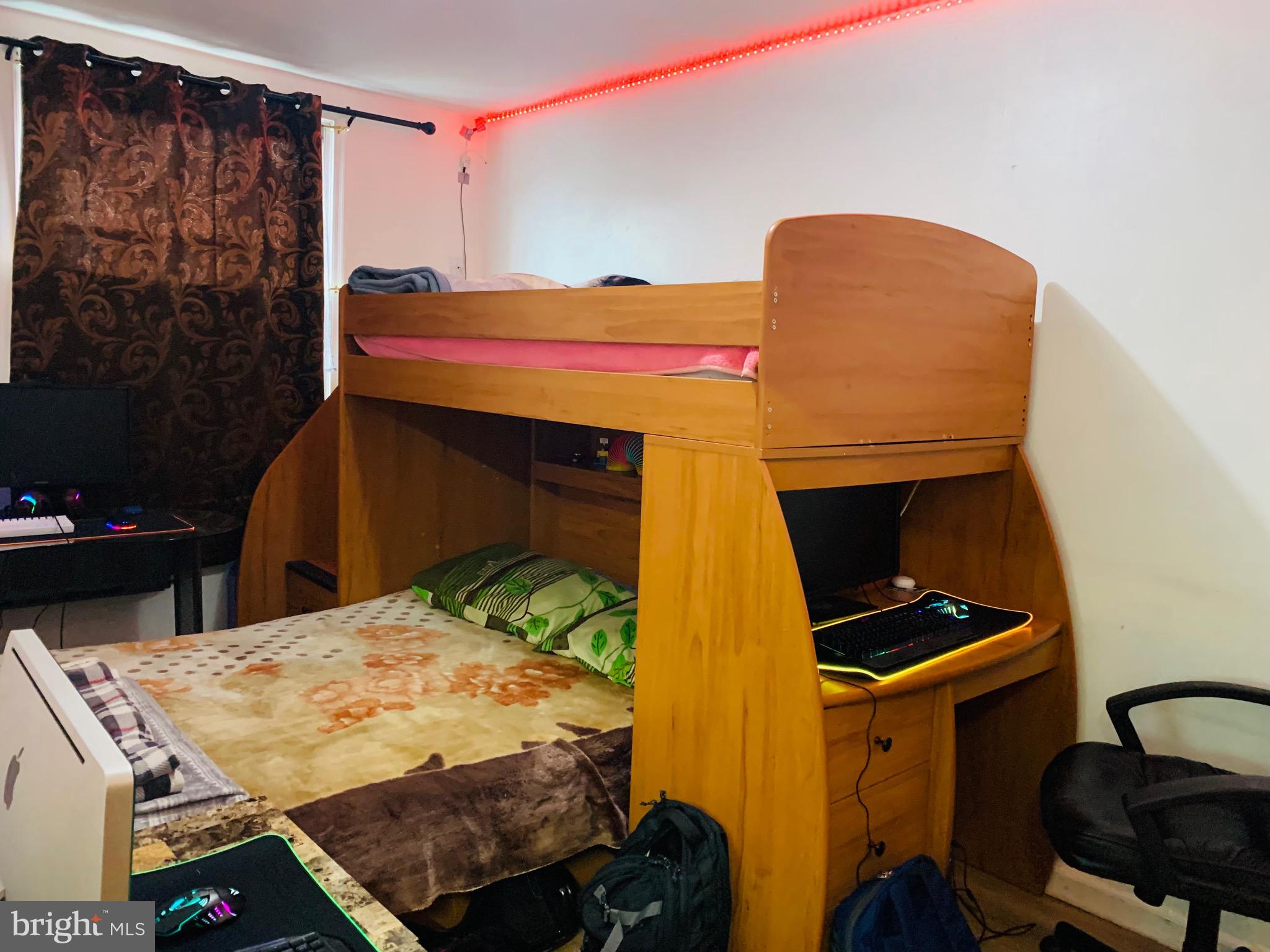 MAYFAIR - Residential