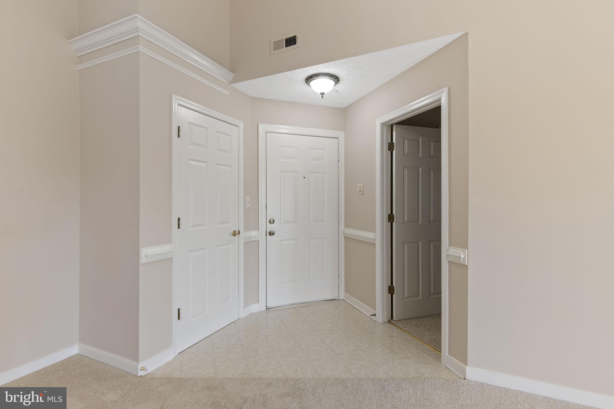 COUNTRY WALK - Residential Lease