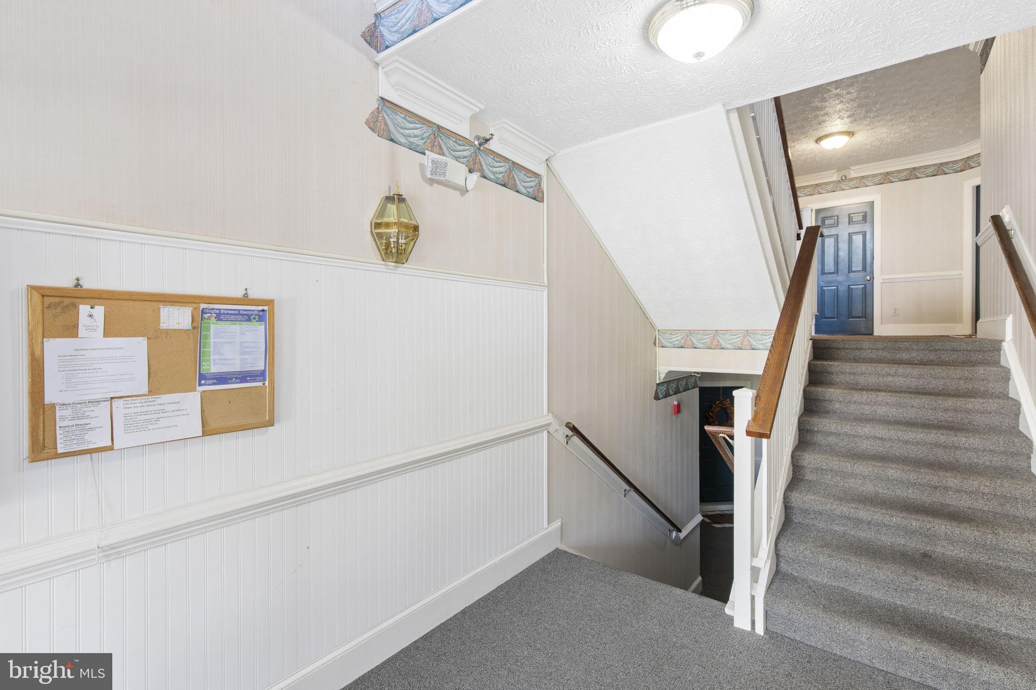COUNTRY WALK - Residential Lease