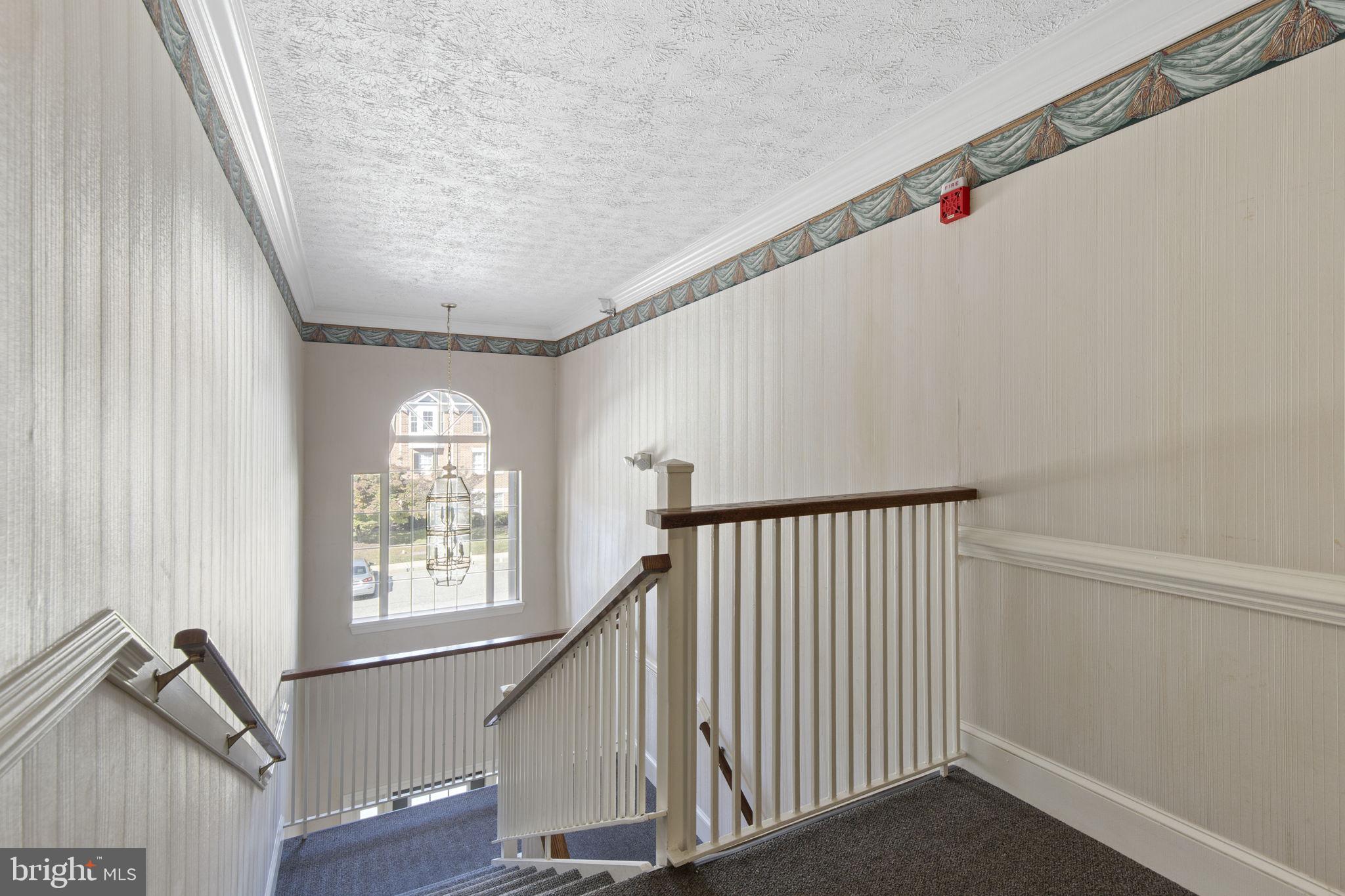 COUNTRY WALK - Residential Lease