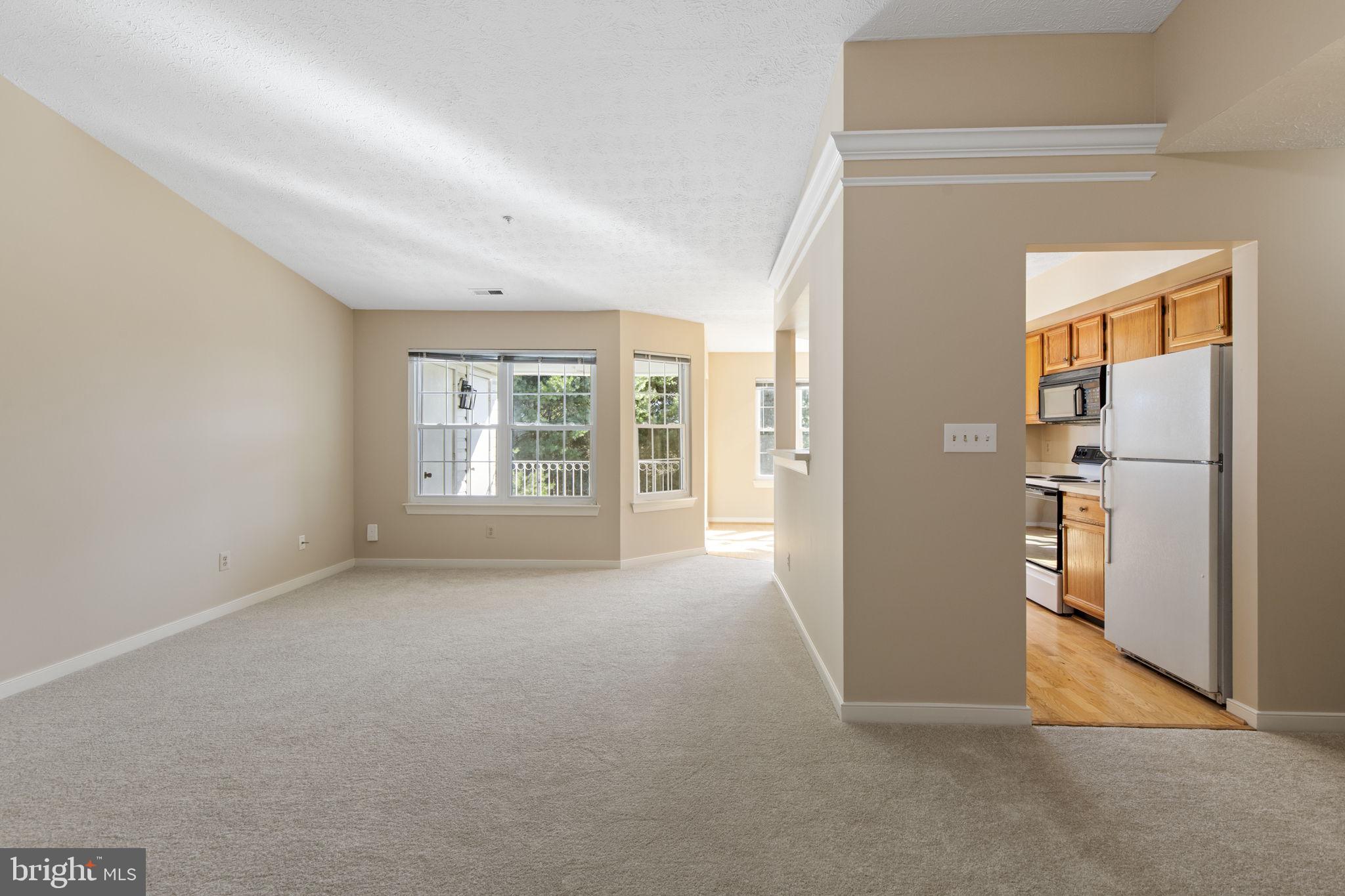 COUNTRY WALK - Residential Lease