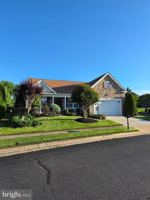 Photo of 3805 Blowing Leaf Place, DUMFRIES, VA 22025 (MLS # VAPW2121498)