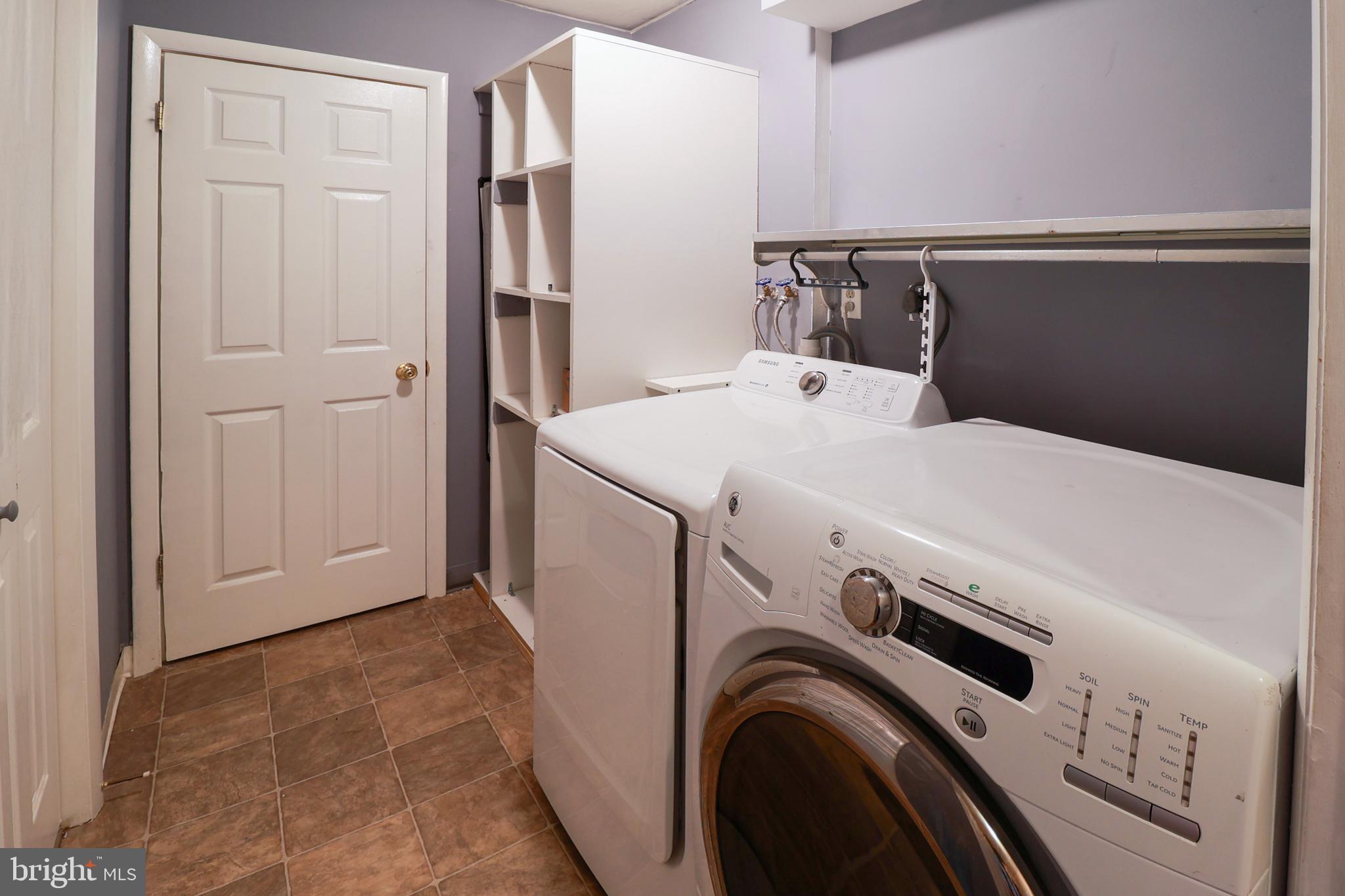 SALEM PARK - Residential