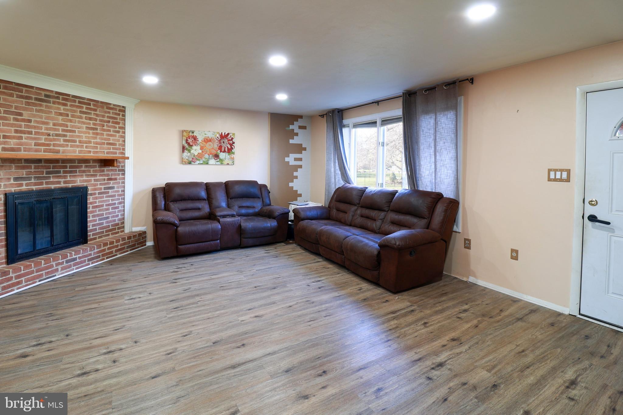 SALEM PARK - Residential