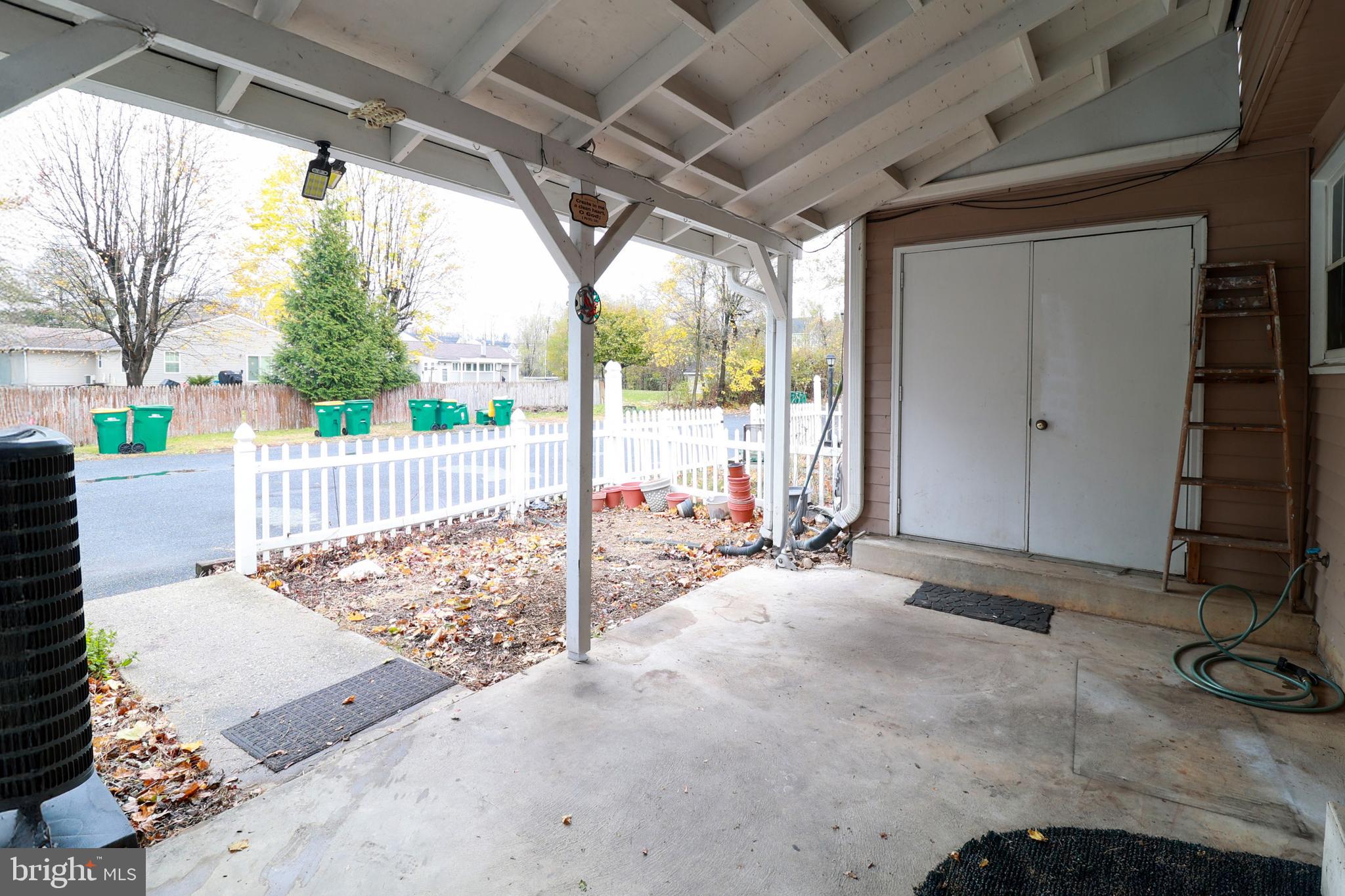 SALEM PARK - Residential