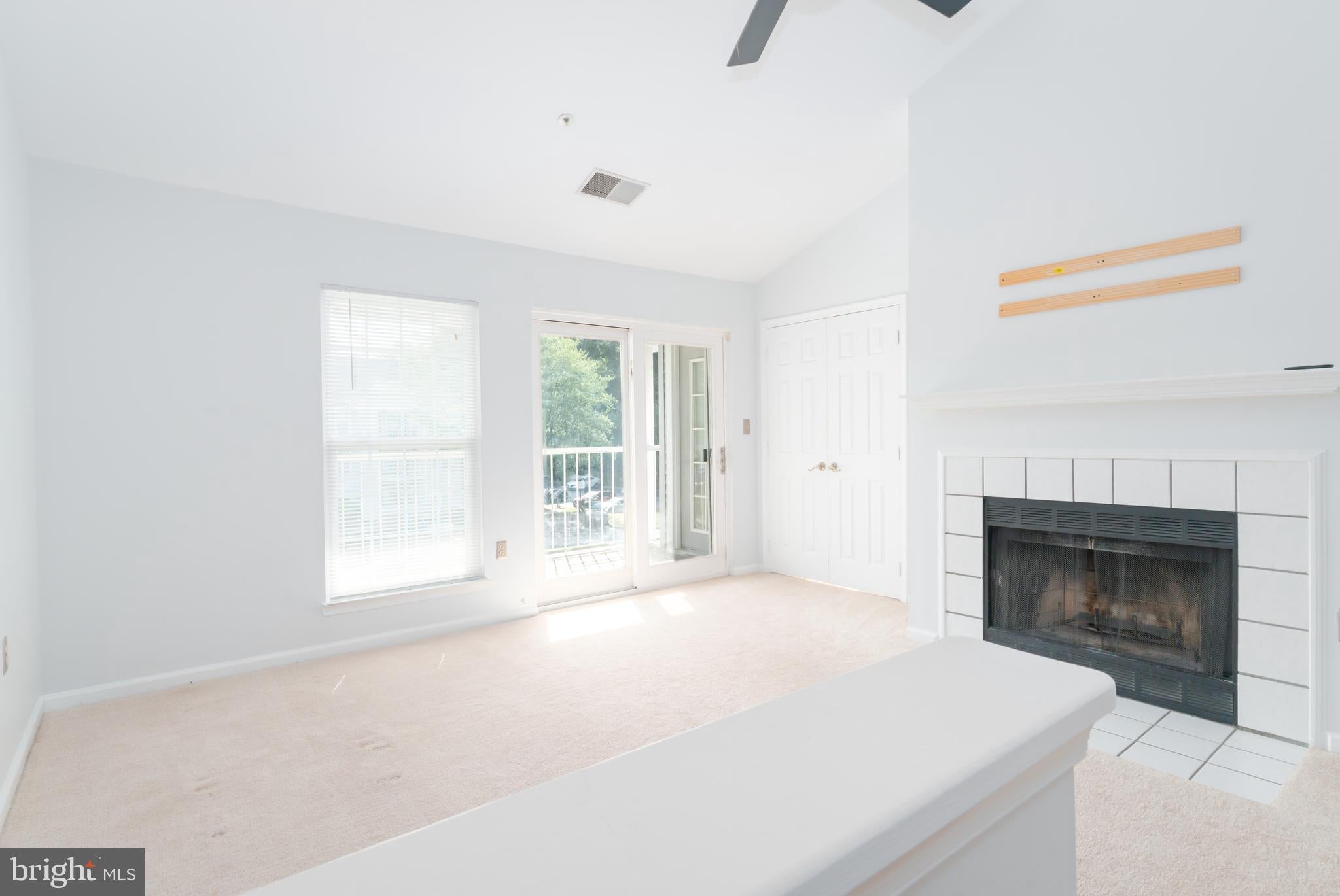 4406 SILVERBROOK LANE J302