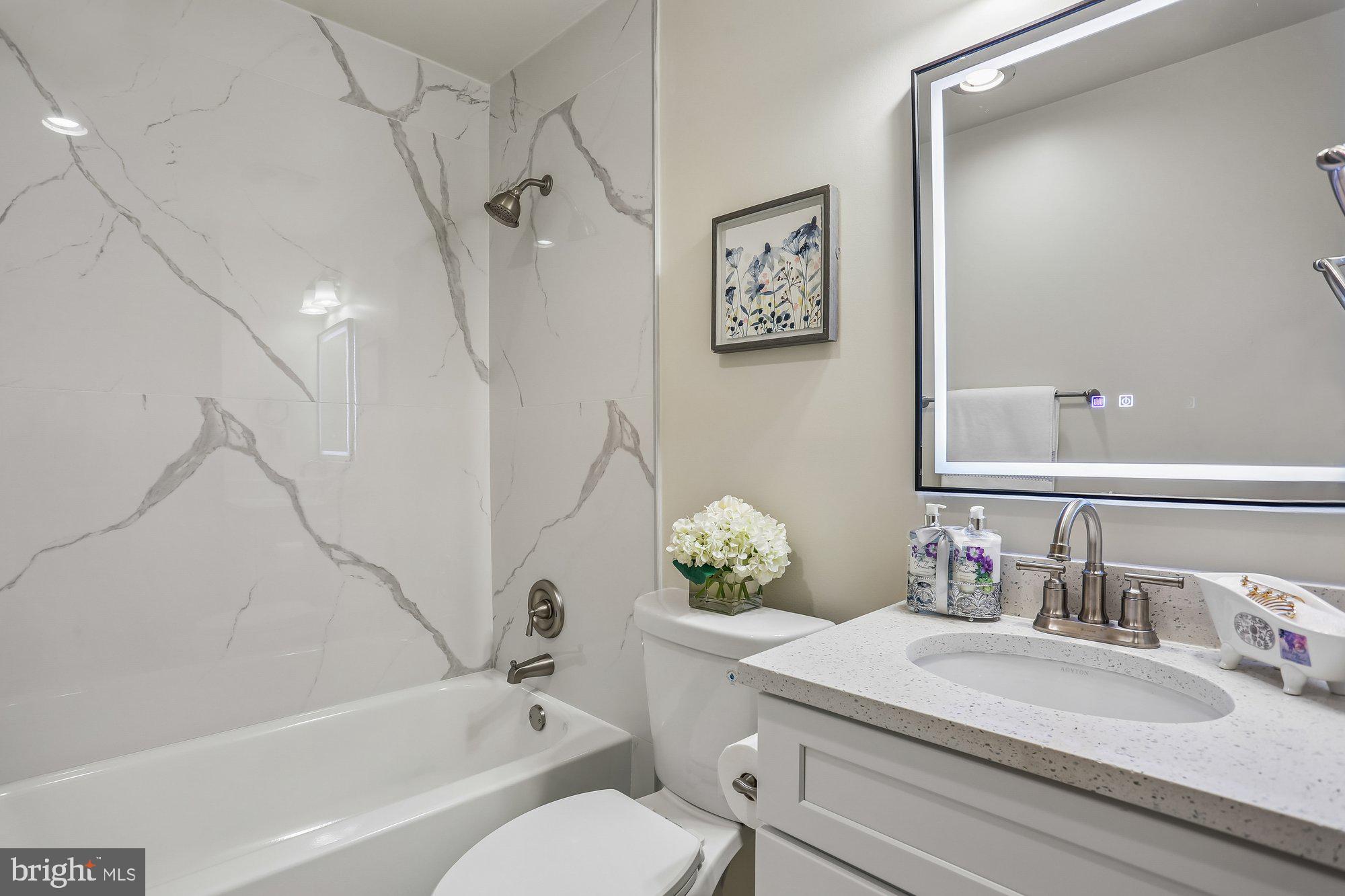 AUTUMN WALK - Residential