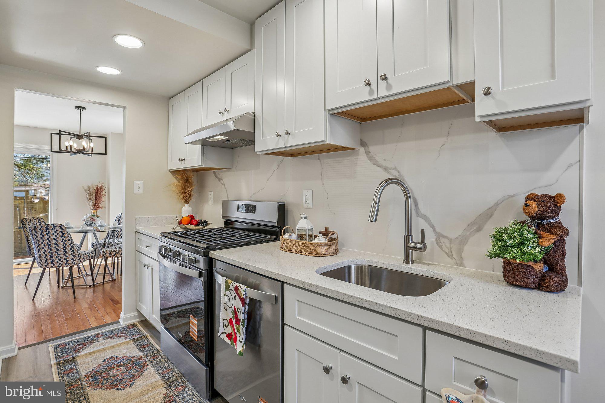 AUTUMN WALK - Residential