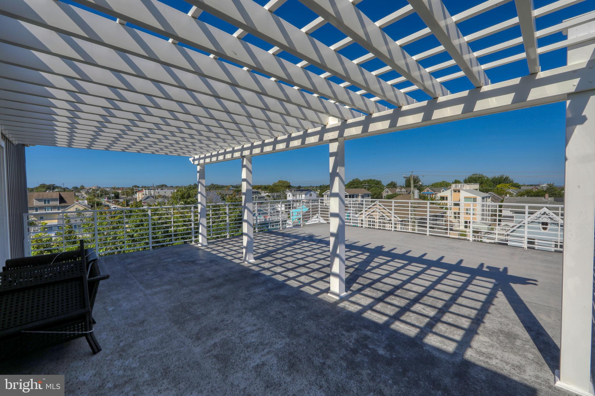 LEWES BEACH - Commercial Sale