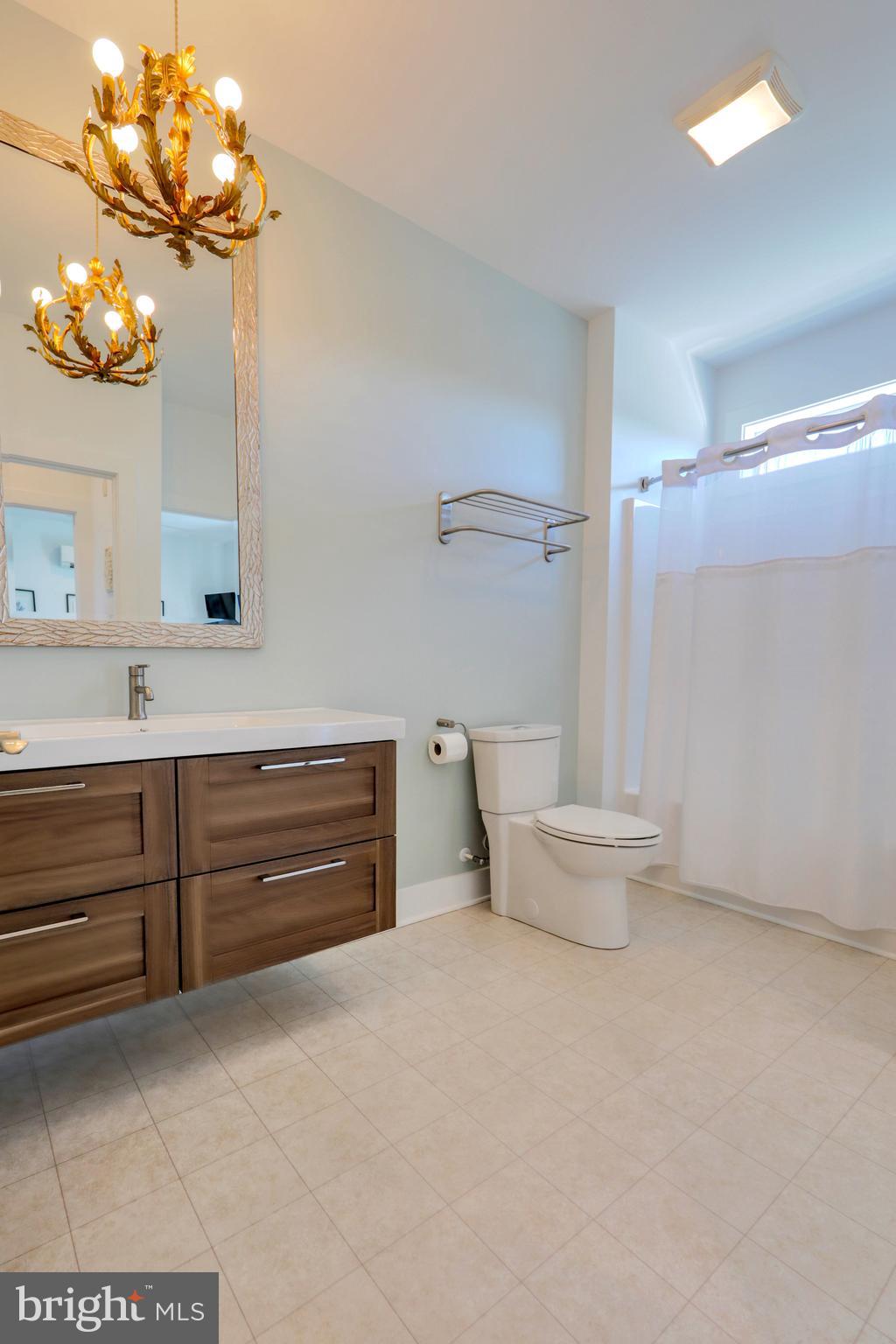 LEWES BEACH - Commercial Sale