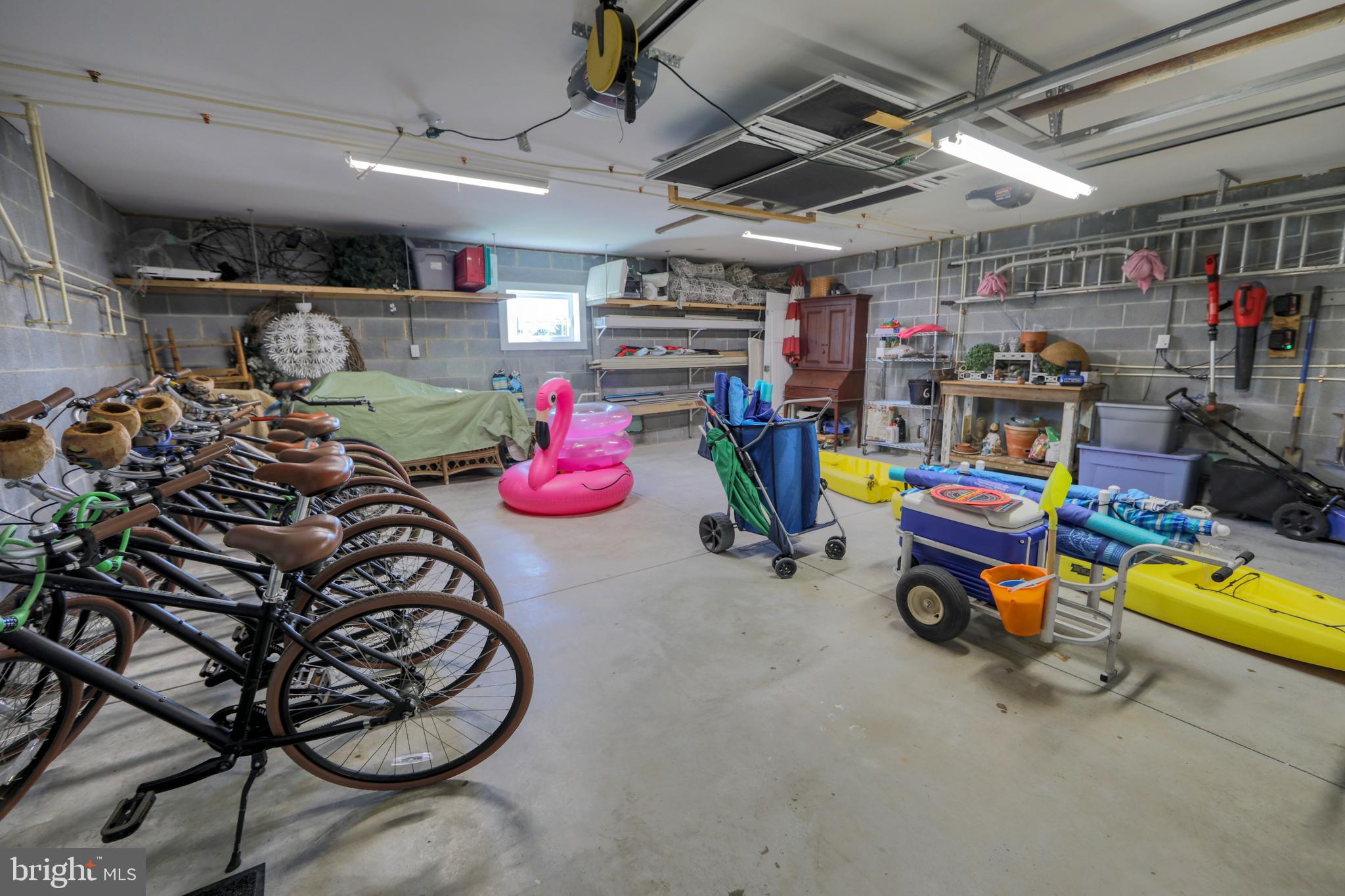 LEWES BEACH - Commercial Sale