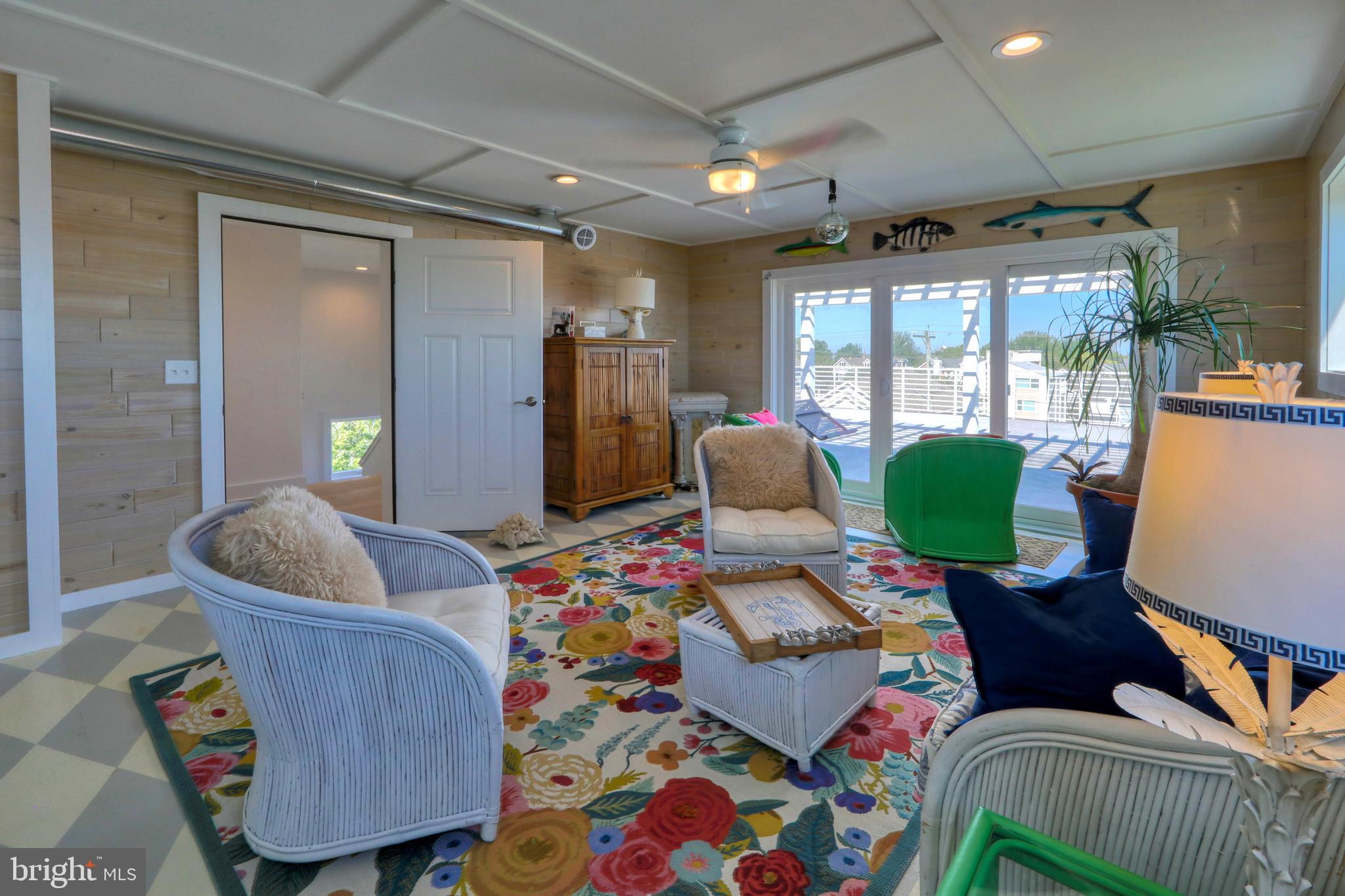 LEWES BEACH - Commercial Sale