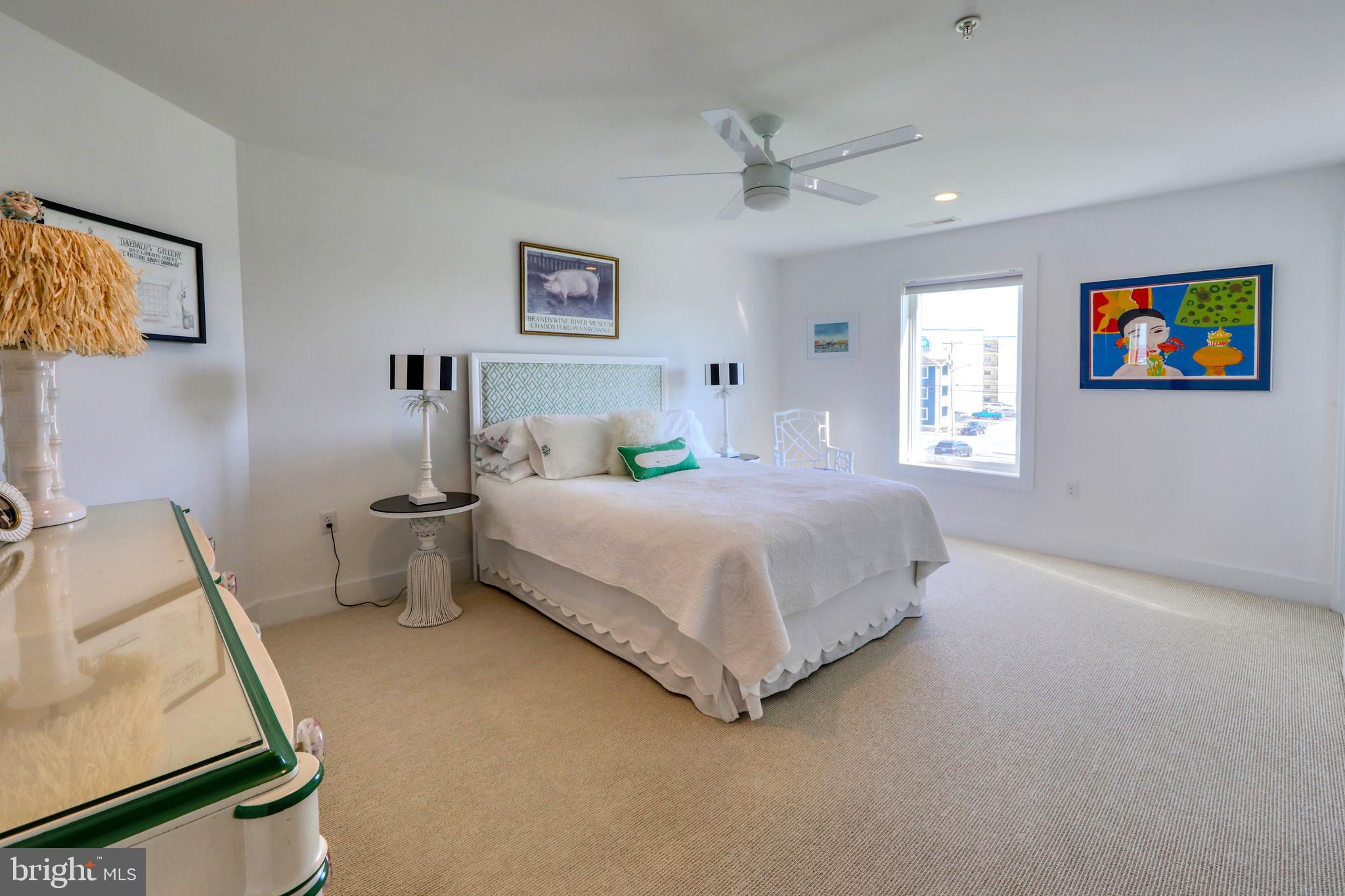 LEWES BEACH - Commercial Sale