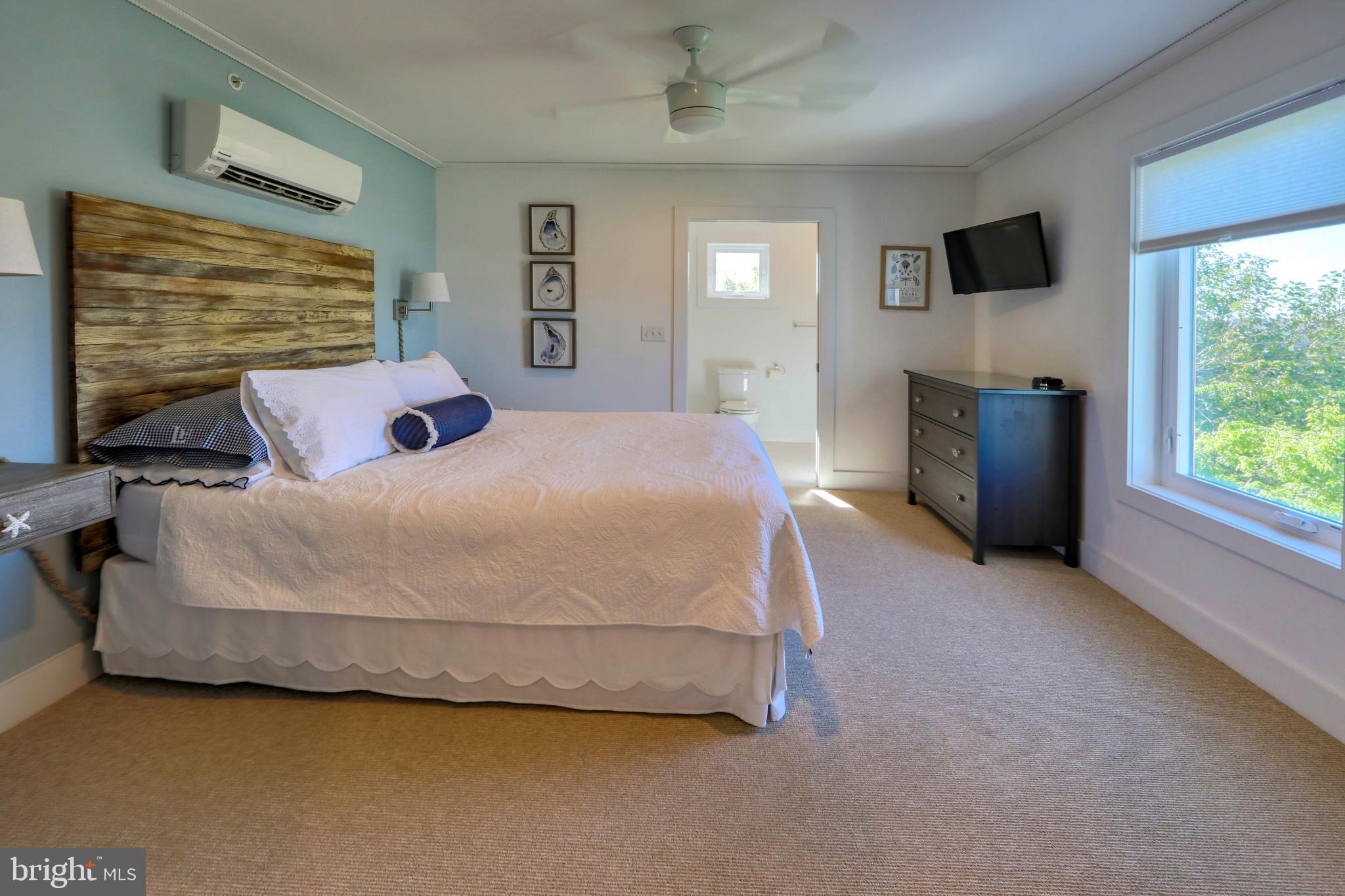 LEWES BEACH - Commercial Sale